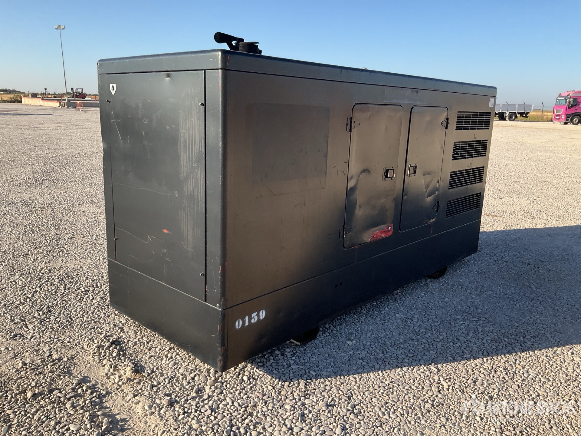 General Appearance with Picture, Left Rear Corner