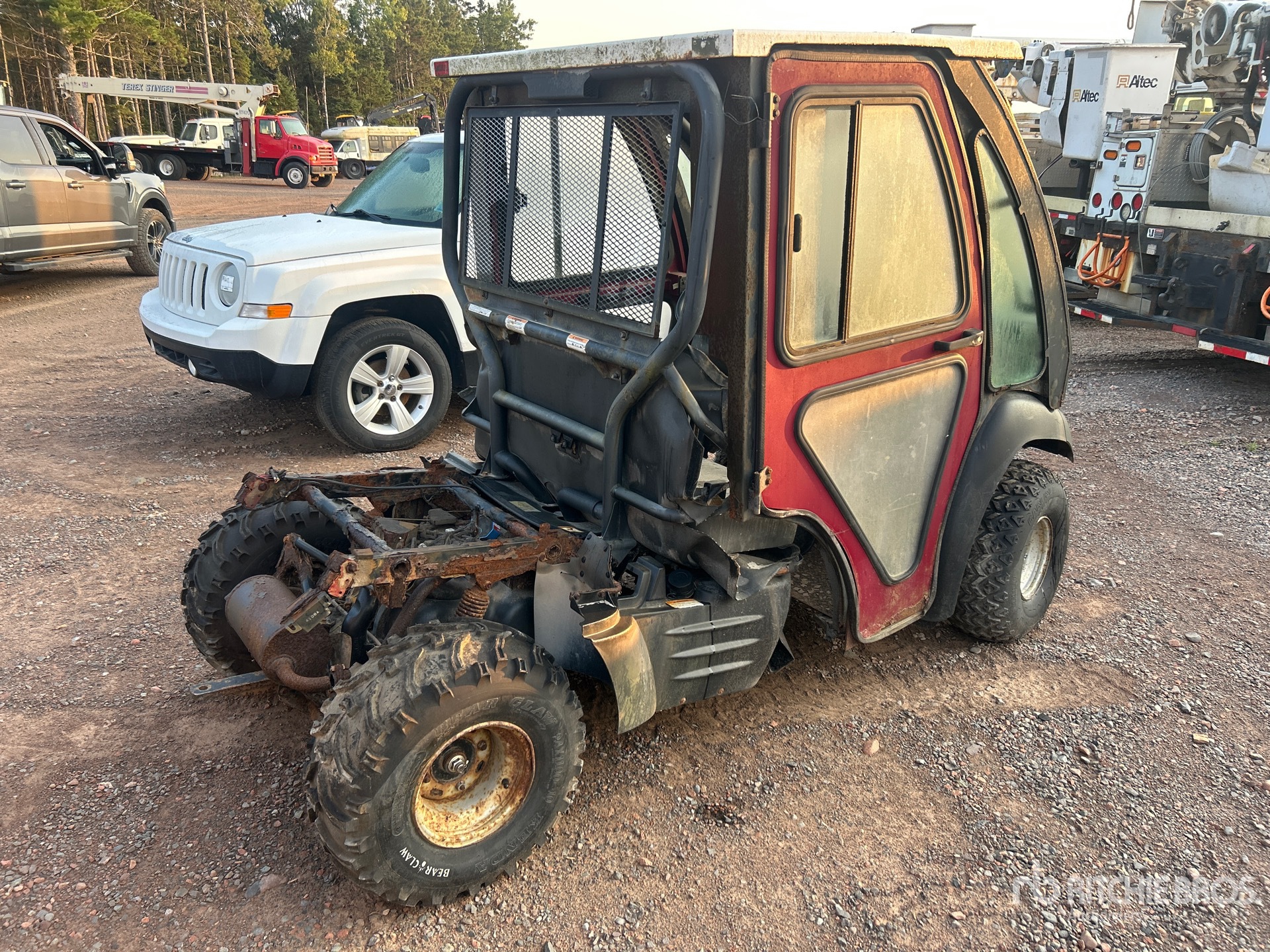 General Appearance with Picture, Right Rear Corner