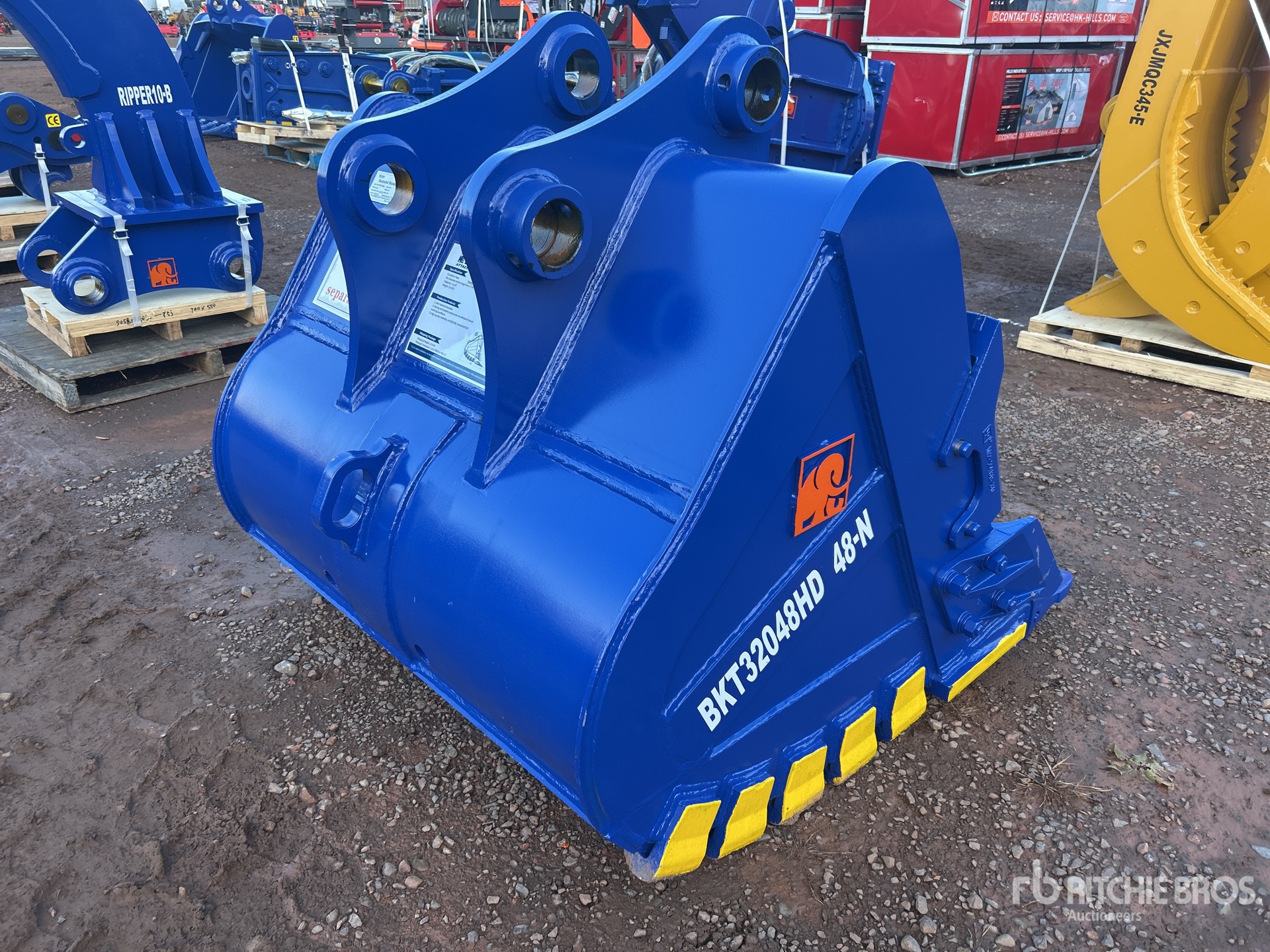 General Appearance with Bild, Ecke hinten rechts