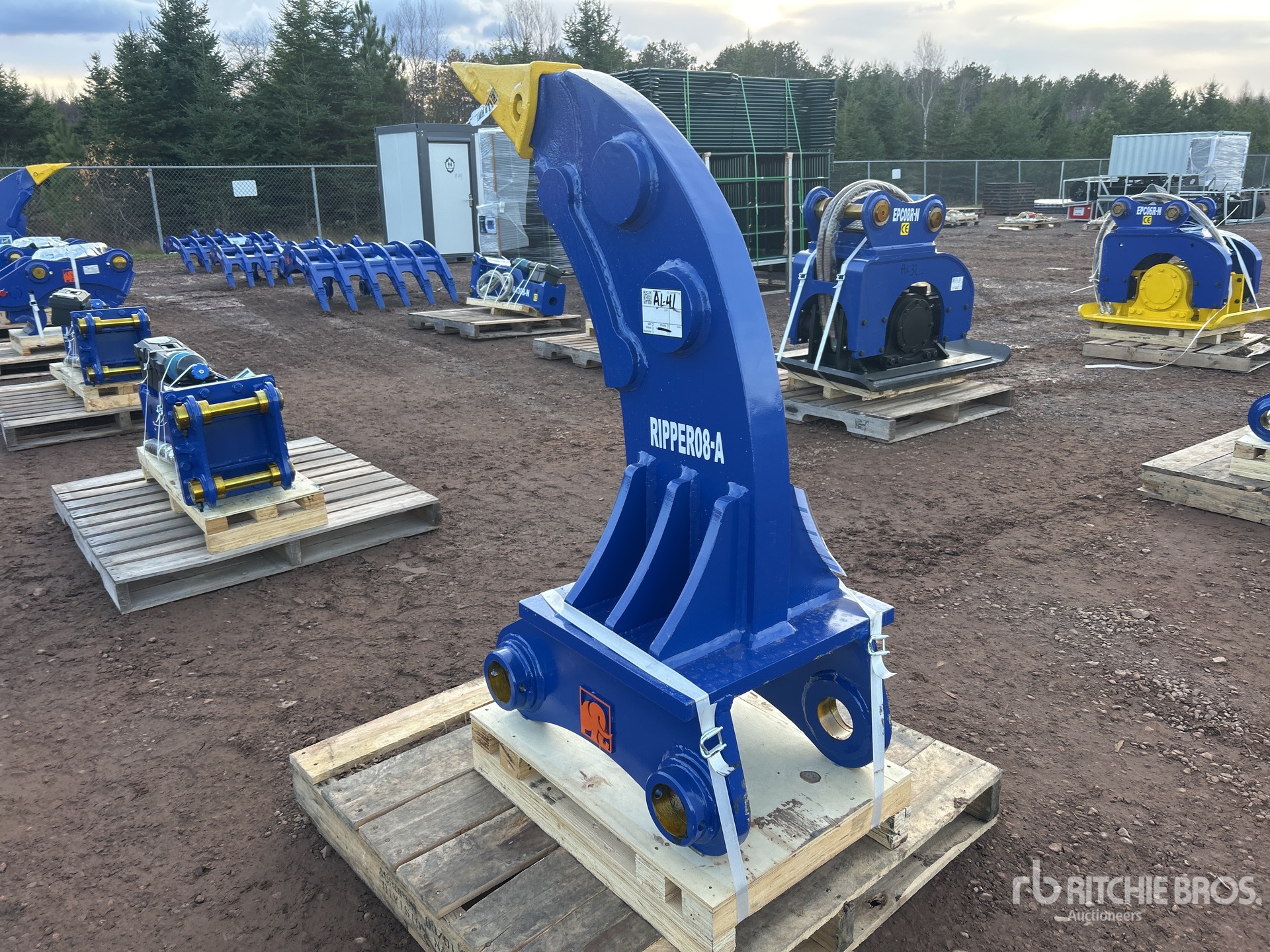 General Appearance with Picture, Left Rear Corner