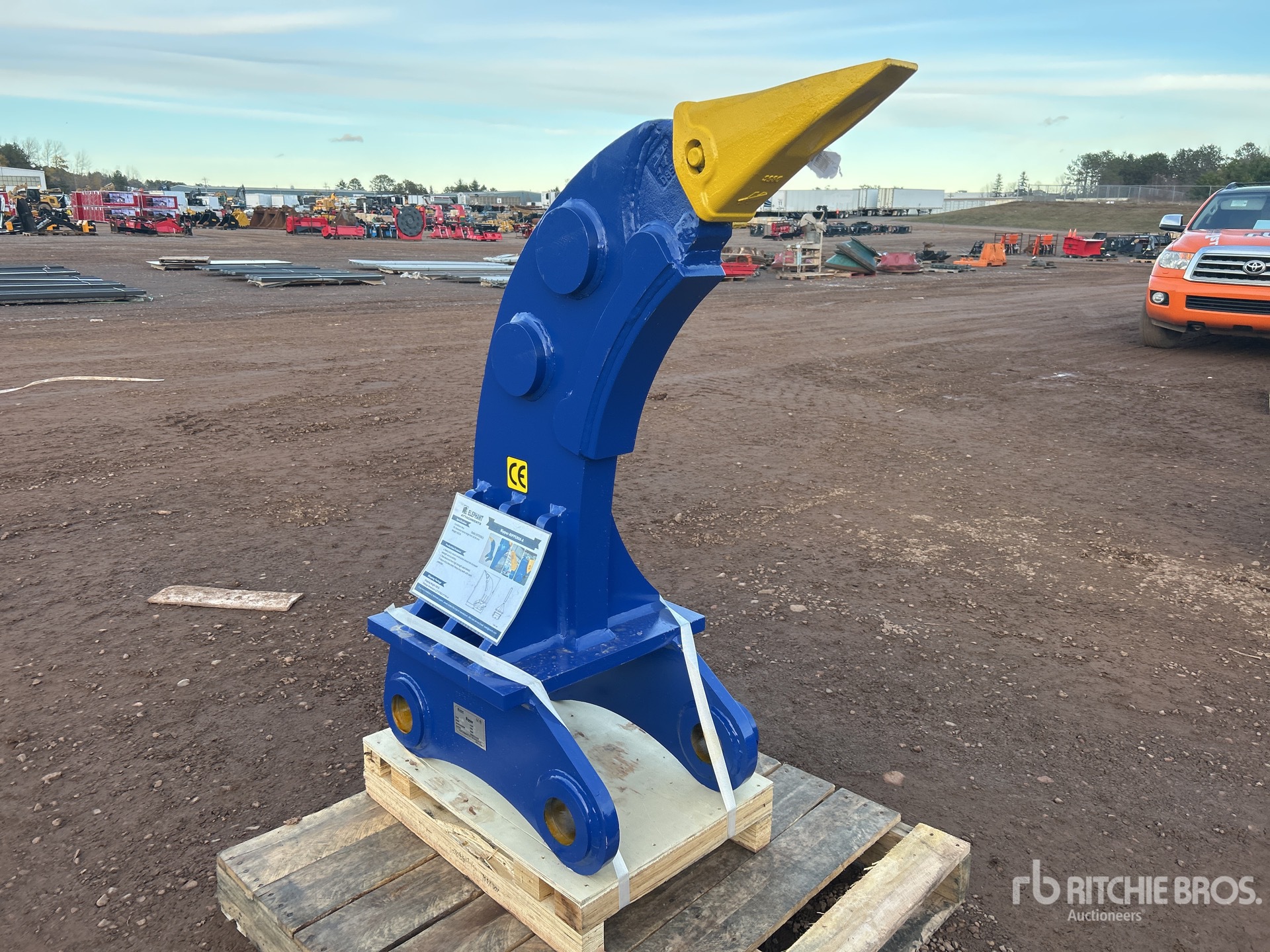 General Appearance with Picture, Right Front Corner