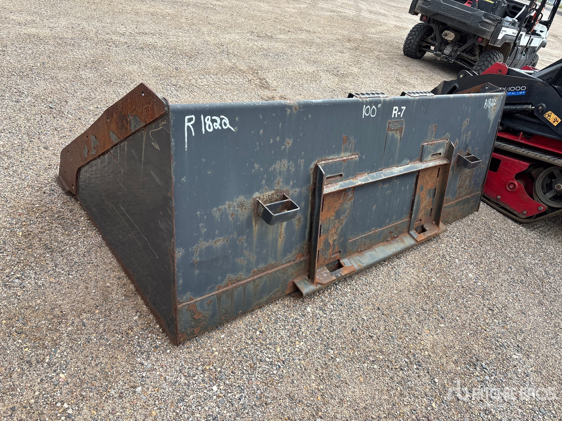 General Appearance with Picture, Left Rear Corner