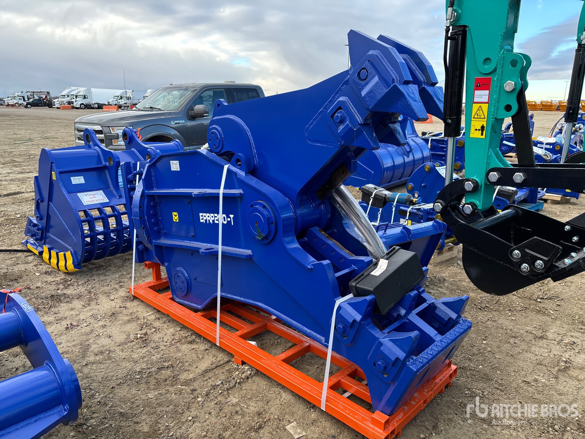 General Appearance with Picture, Left Rear Corner