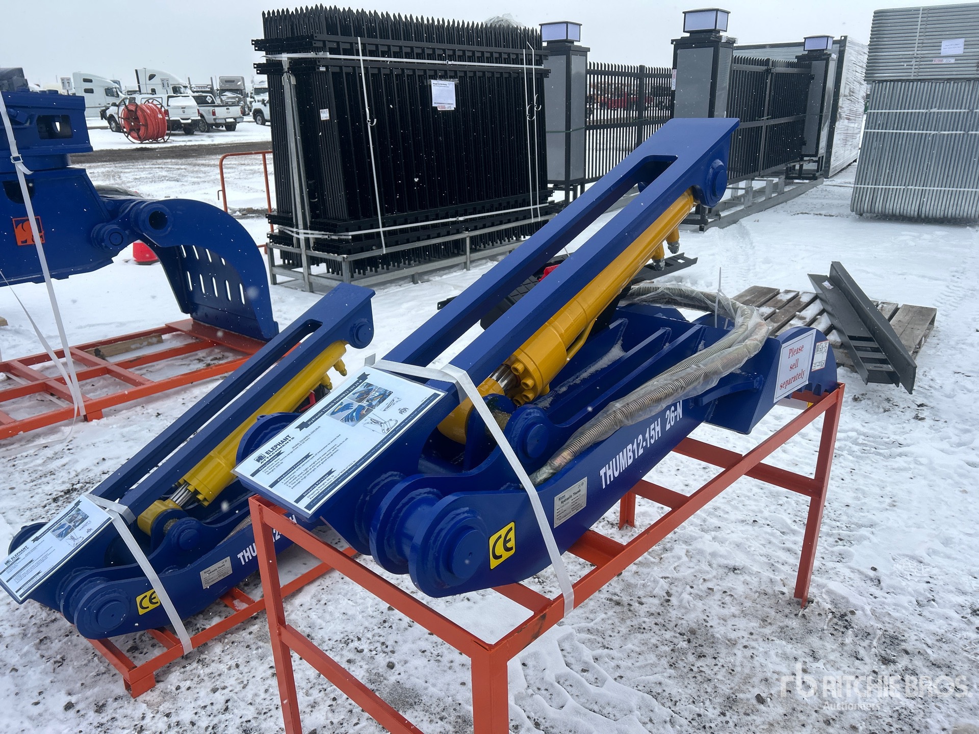 Aspect général with Image, coin arrière gauche