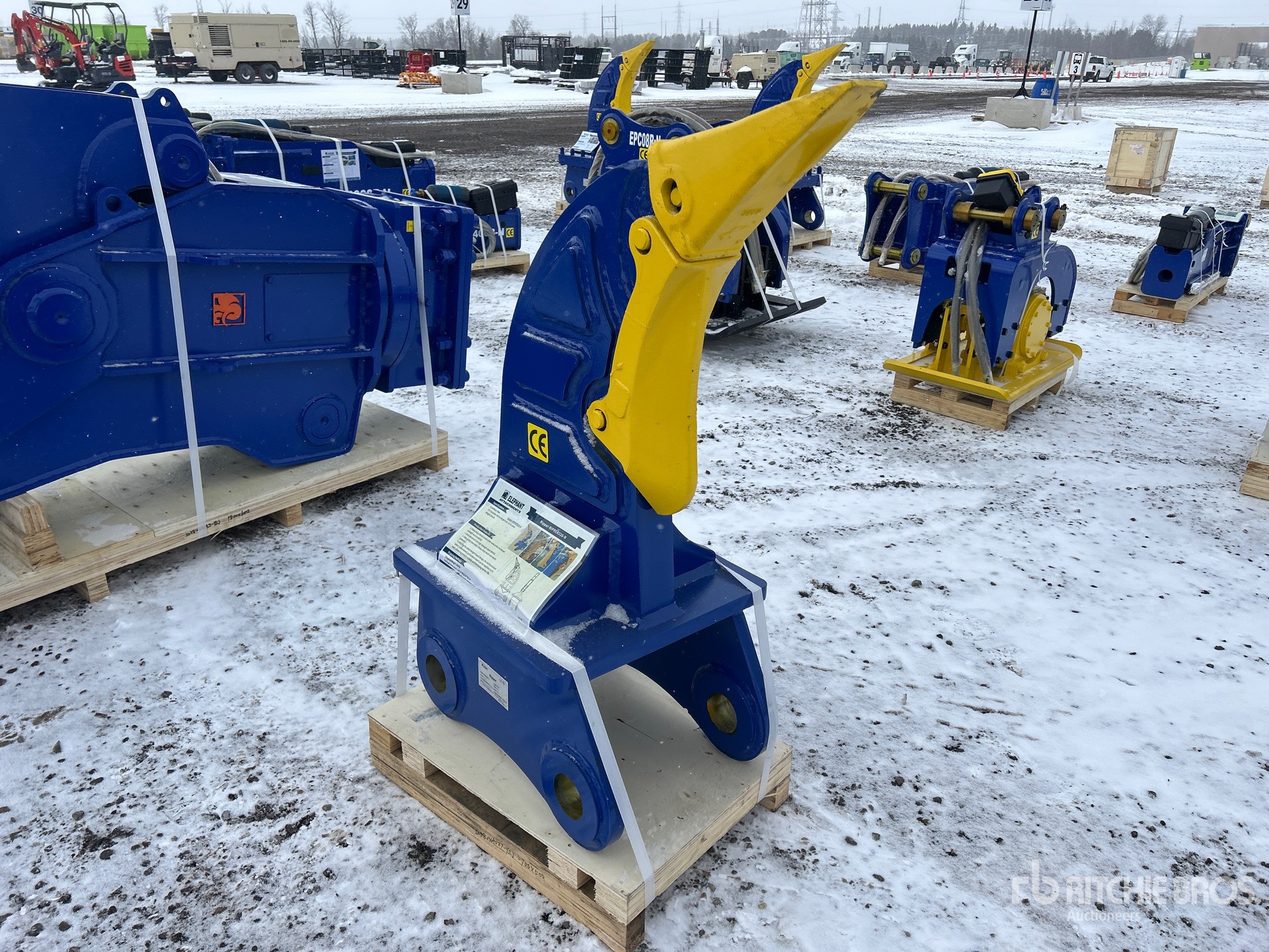 General Appearance with Bild, Ecke vorne rechts