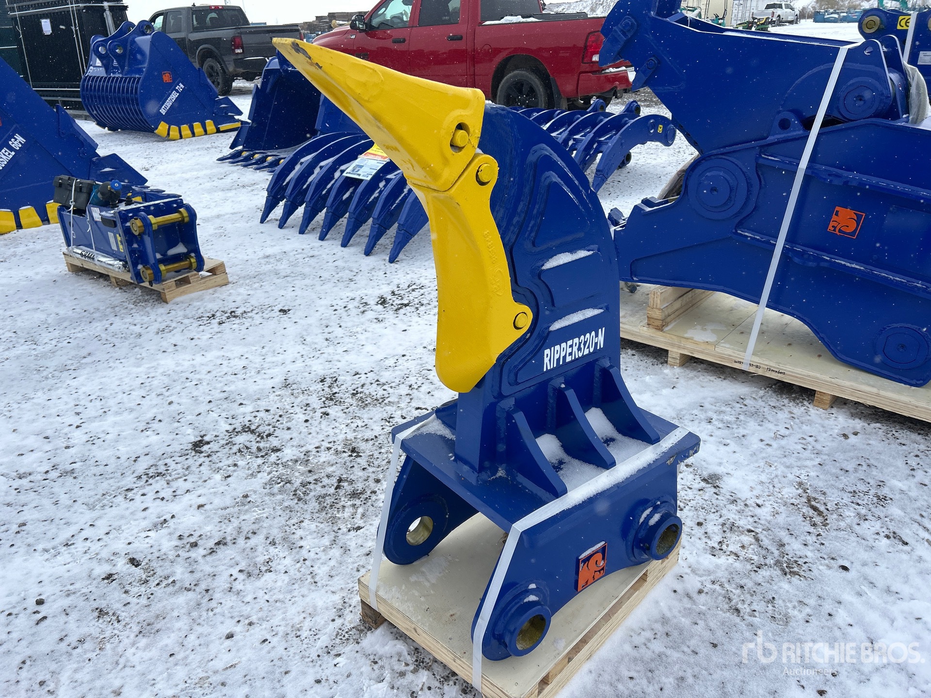 General Appearance with Bild, Ecke vorne links