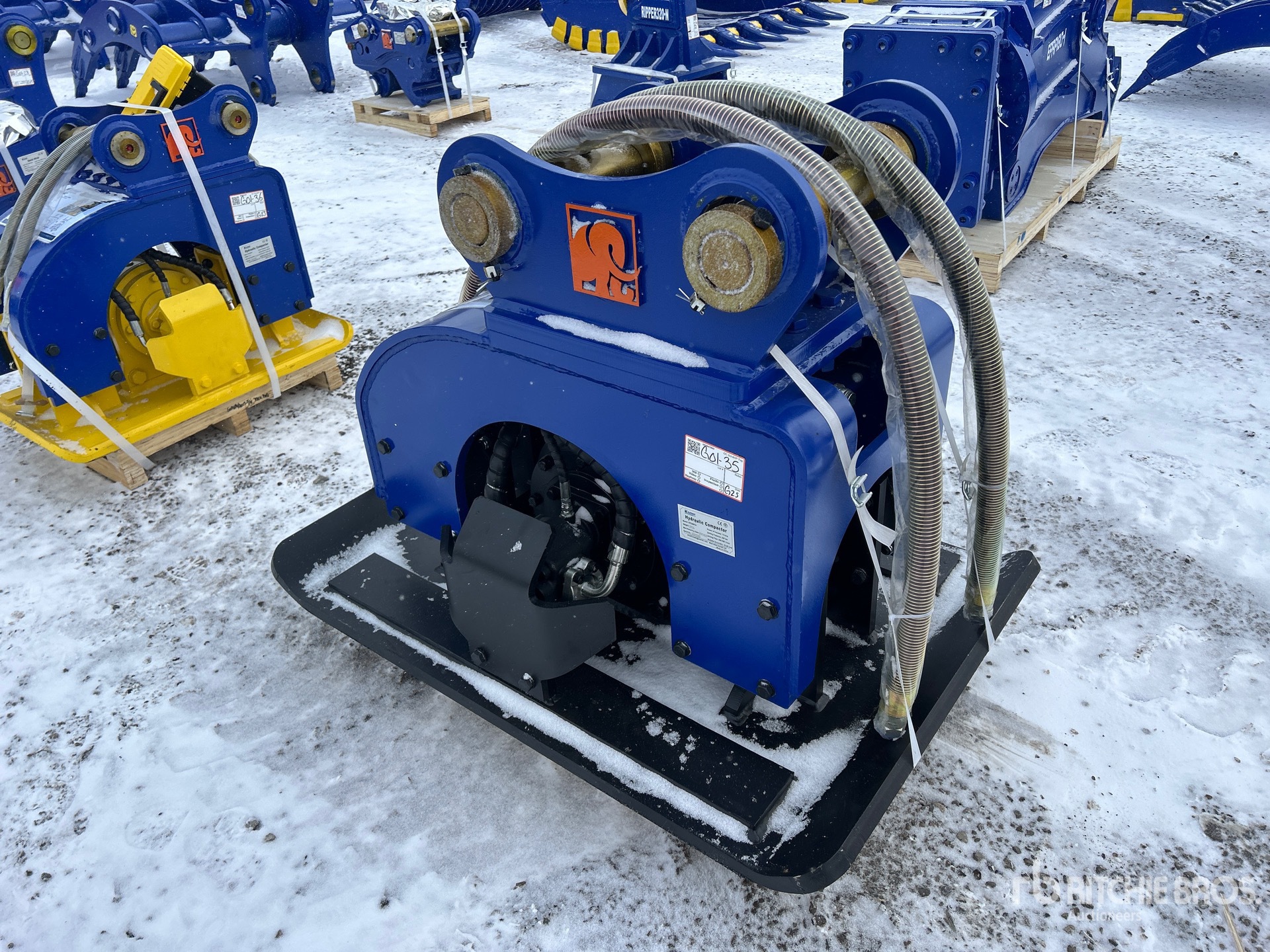 General Appearance with Bild, Ecke vorne rechts