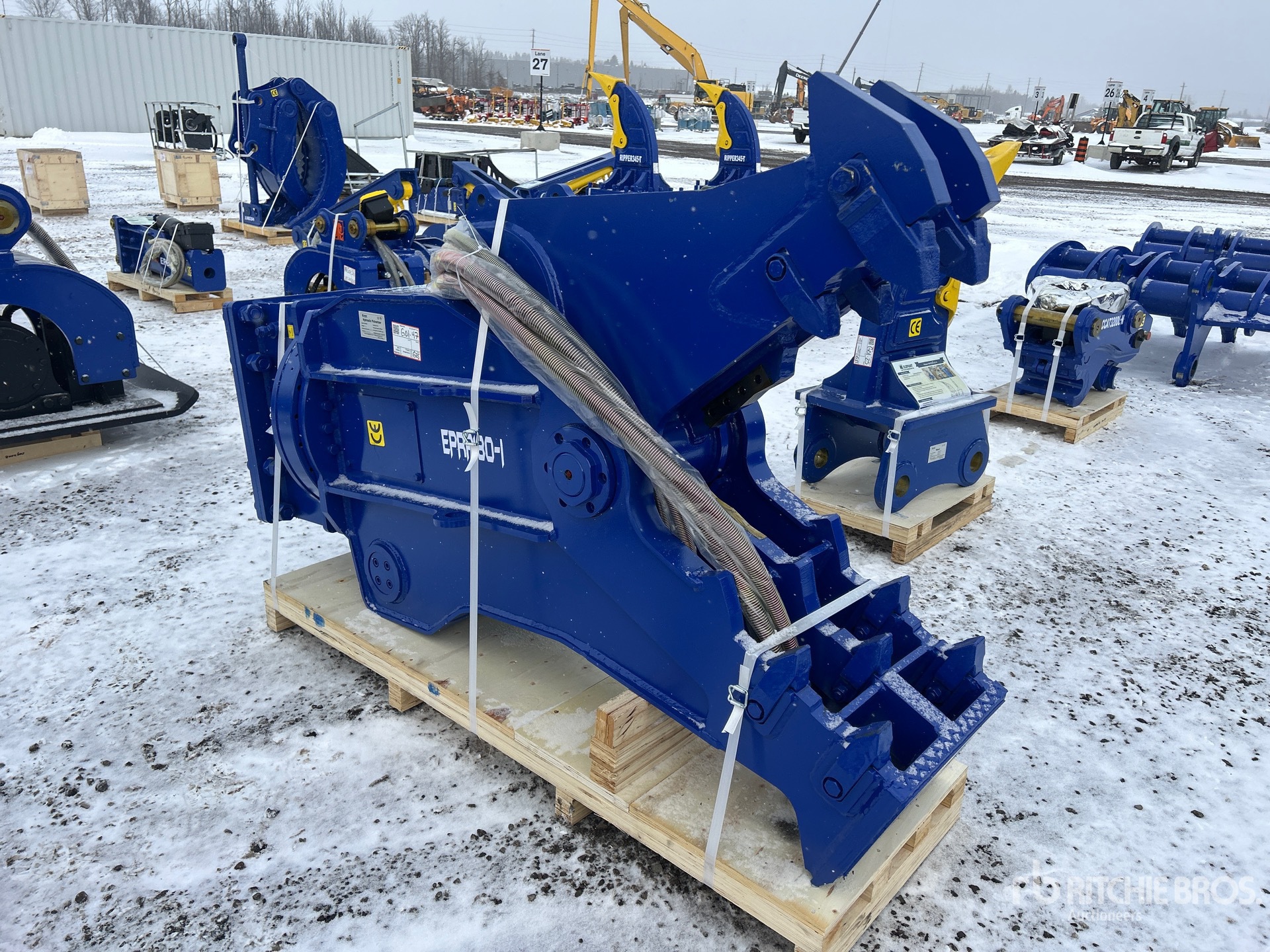 General Appearance with Bild, Ecke vorne rechts