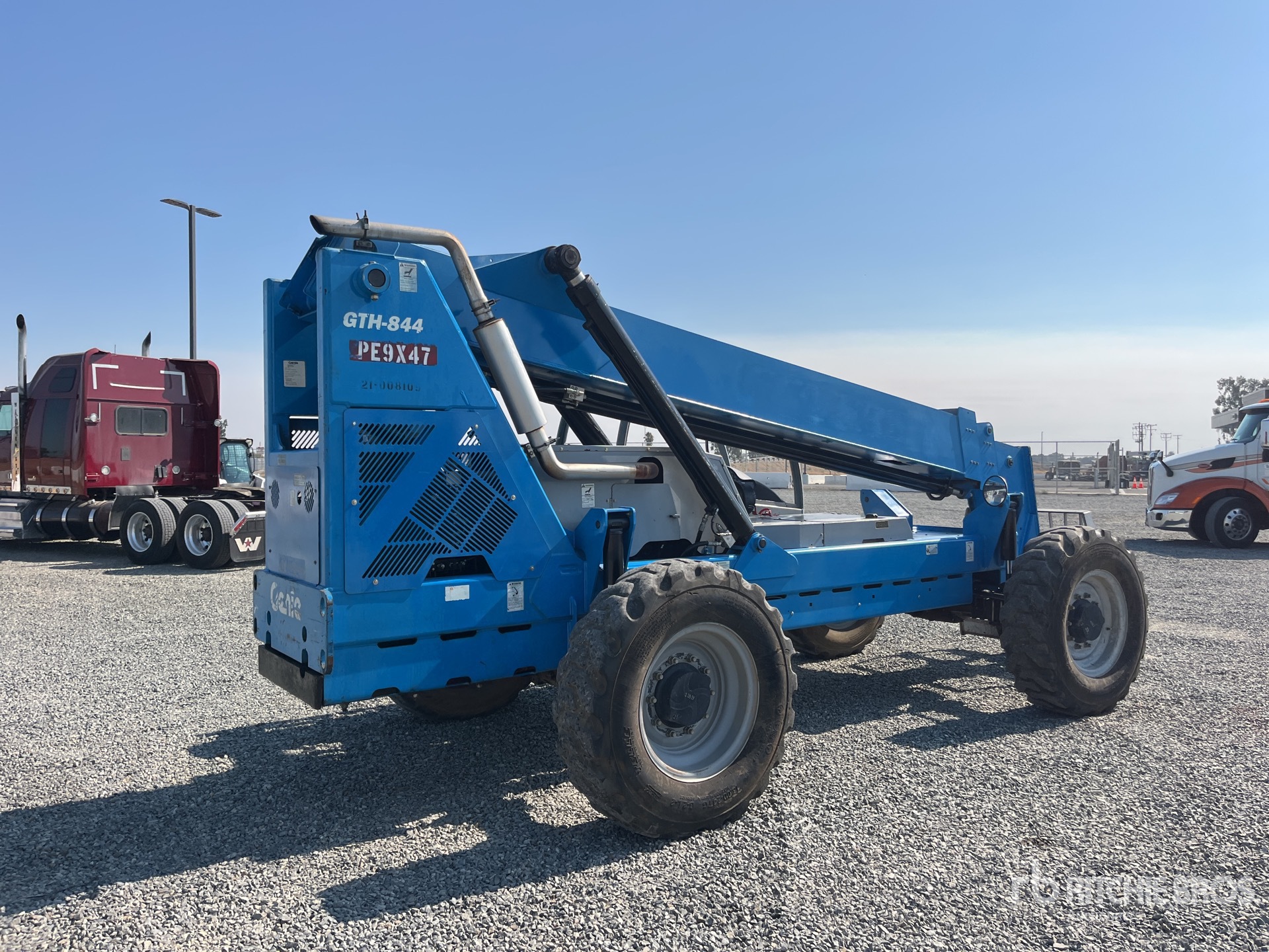 General Appearance with Picture, Right Rear Corner