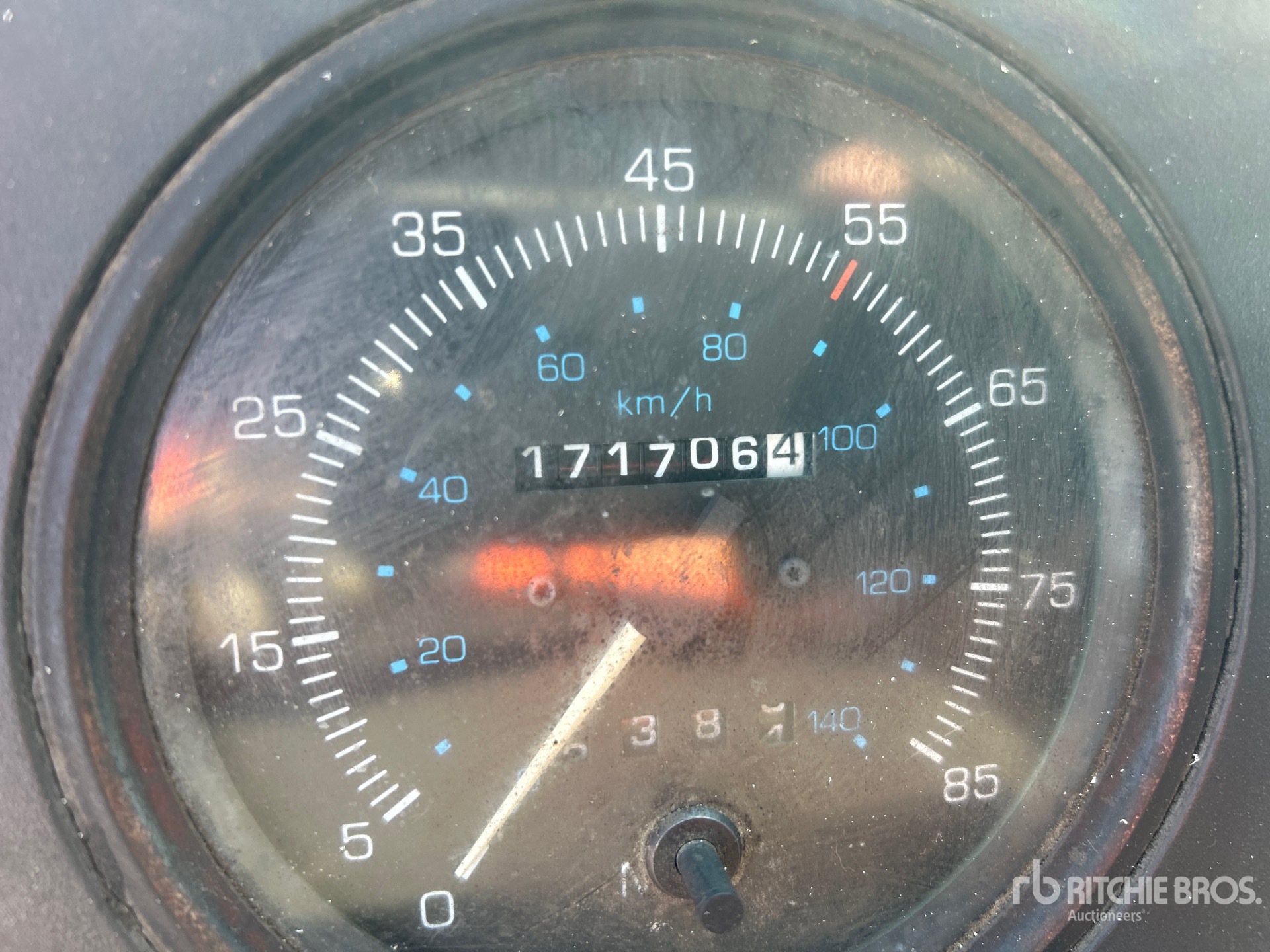 General Appearance with Hour Meter / Odometer