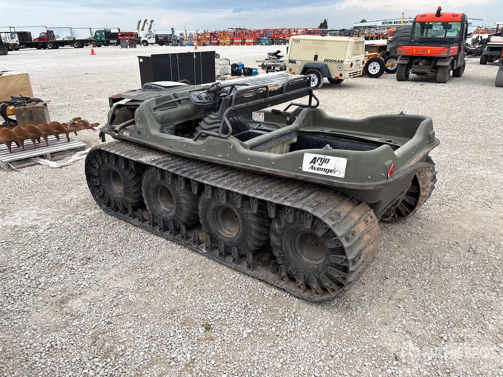 General Appearance with Picture, Left Rear Corner