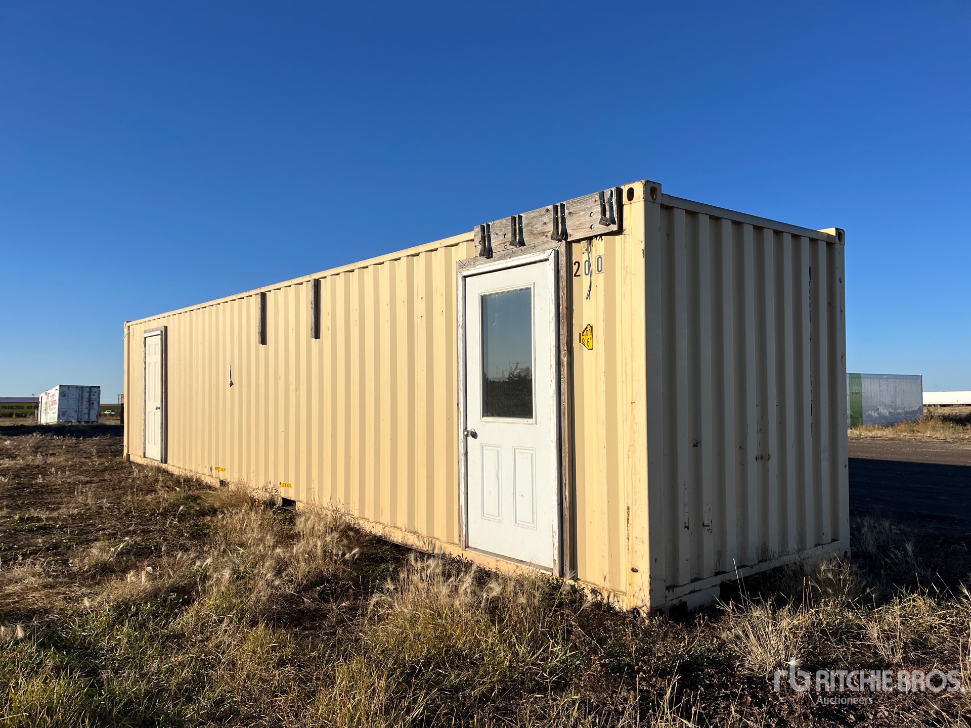 General Appearance with Bild, Ecke hinten links