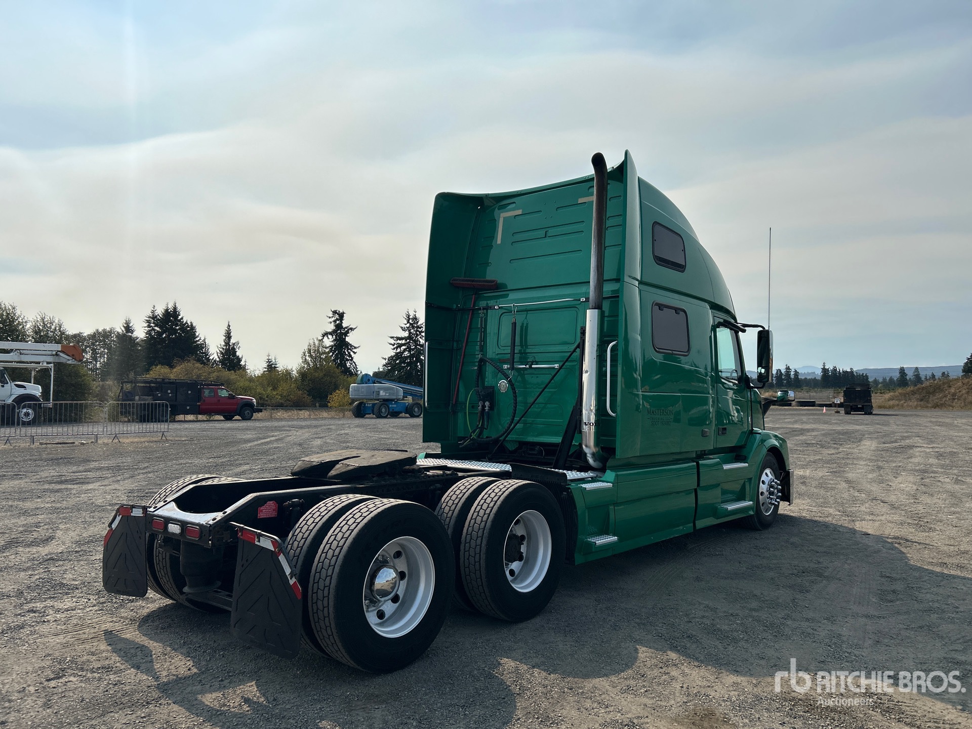 General Appearance with Picture, Right Rear Corner