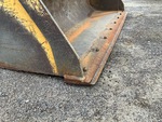 Specialty with Loader Bucket Edge / Shanks