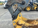 Chassis with Pin and Bushings Stick to Coupler