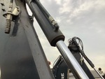 Hydraulics with Bucket Cylinder