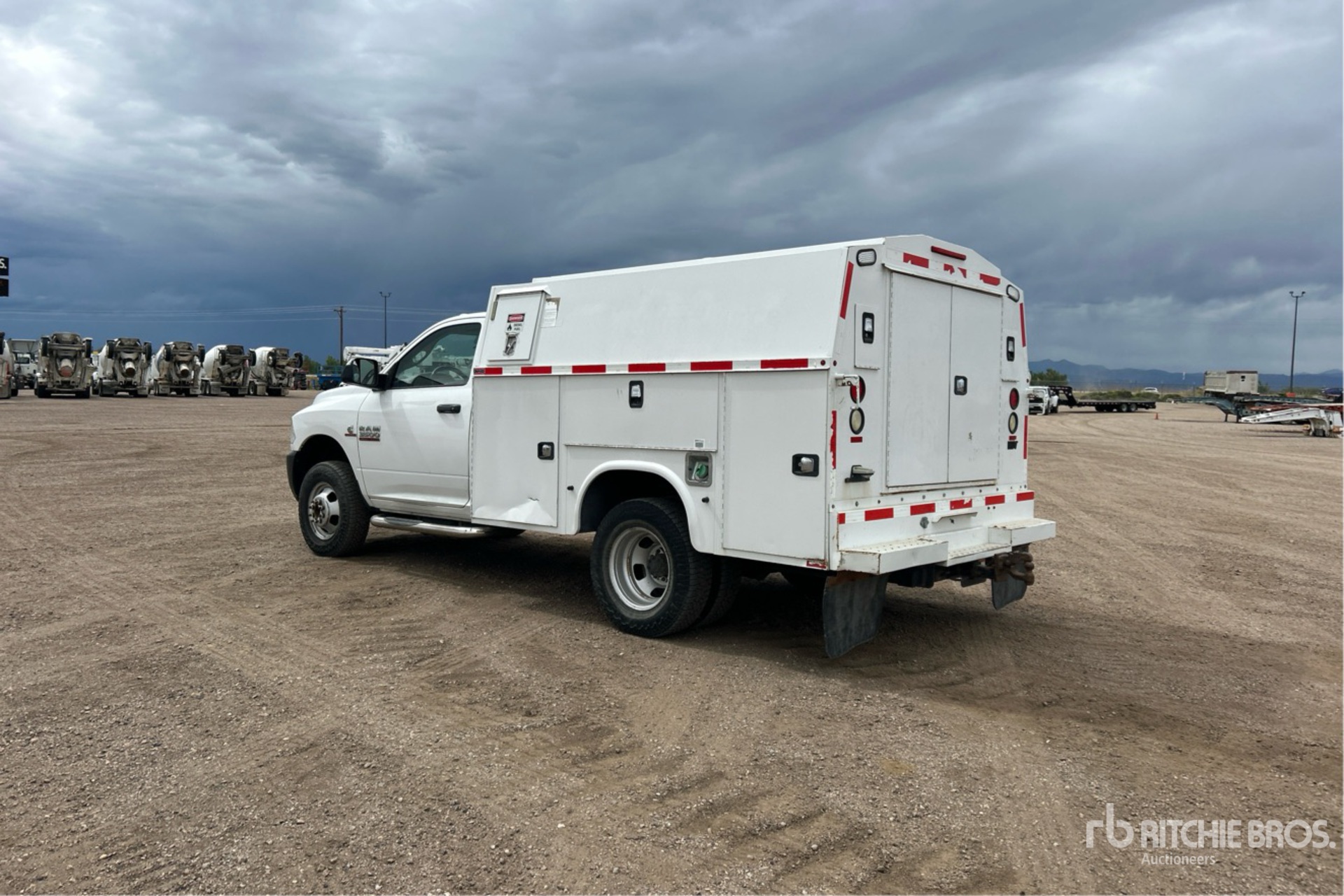 General Appearance with Picture, Left Rear Corner