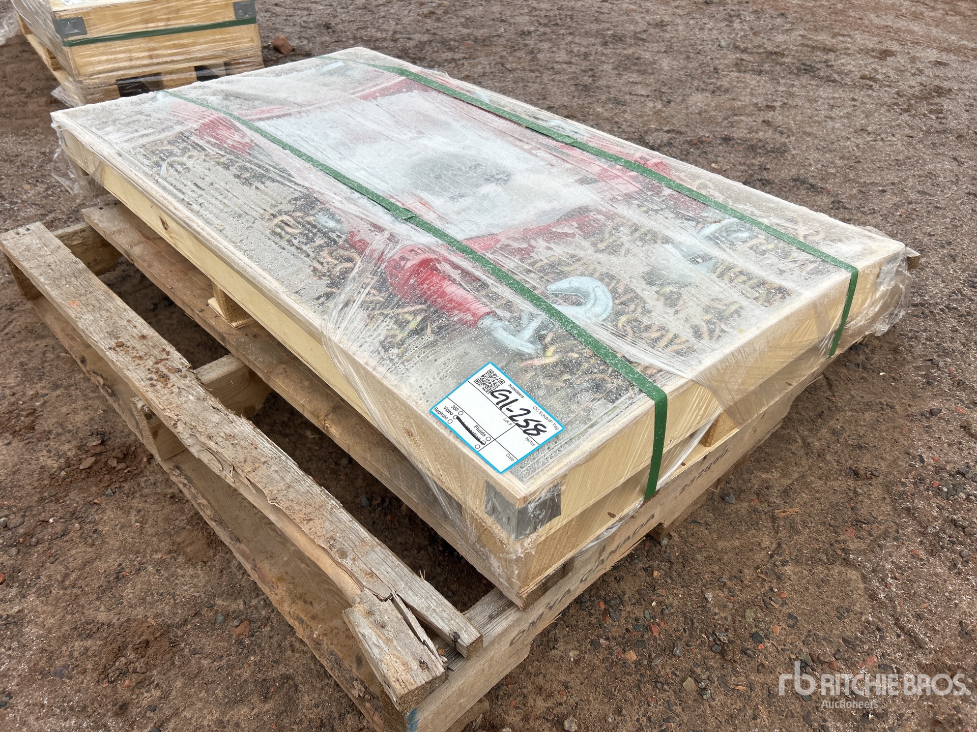 General Appearance with Featured Photo