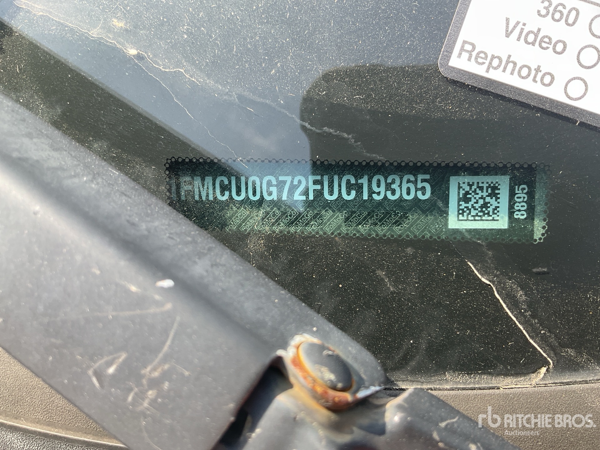 General Appearance with Numéro de série/Numéro d'identification du véhicule automobile