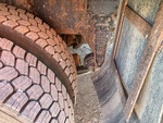 4 Underbody - Truck with 