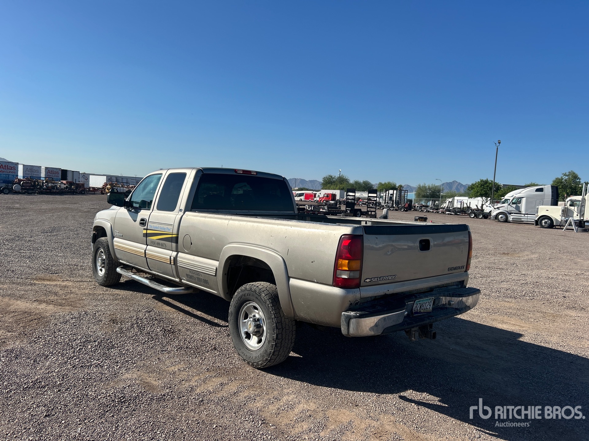 General Appearance with Picture, Left Rear Corner