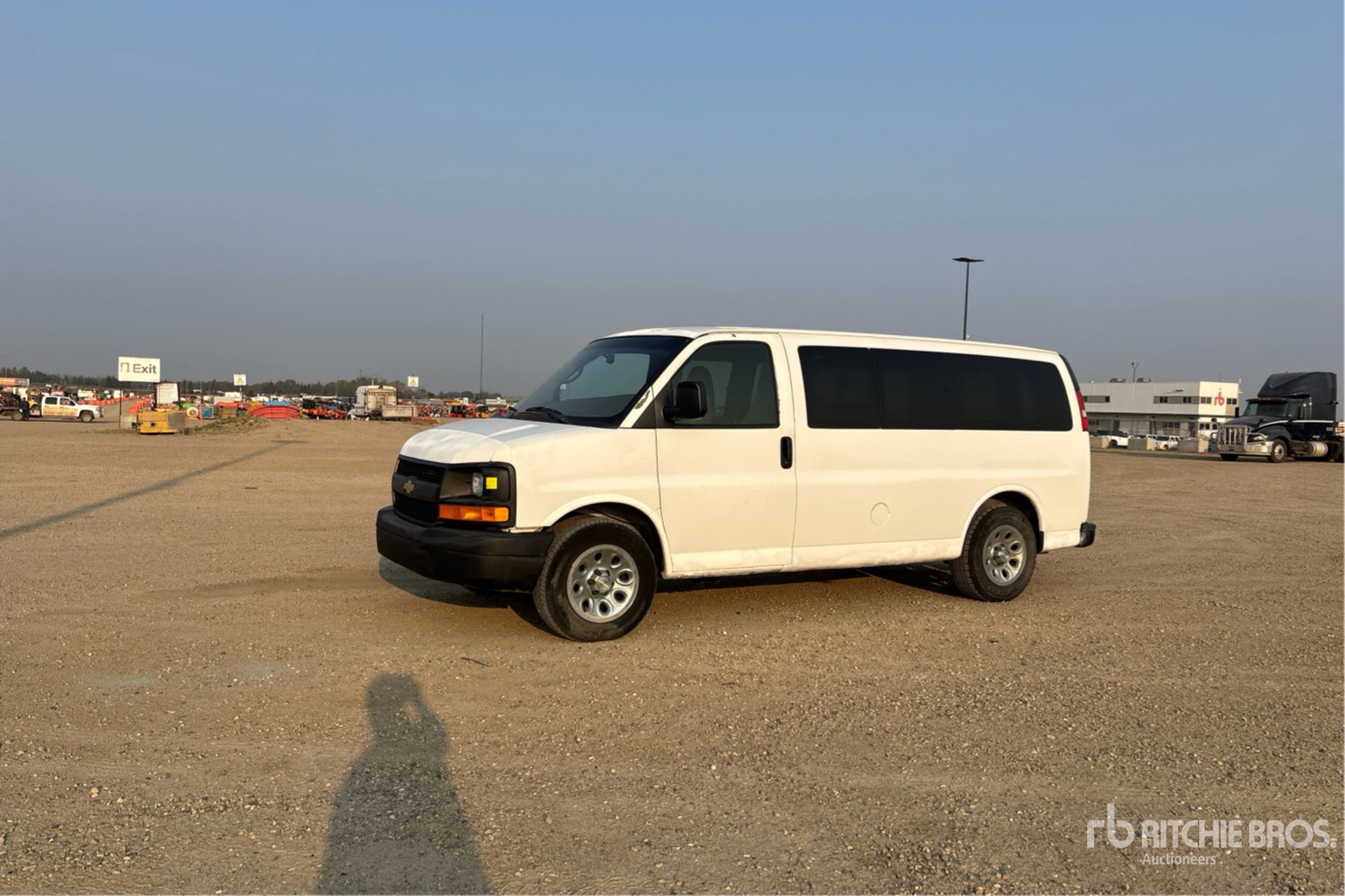 General Appearance with Picture, Left Front Corner