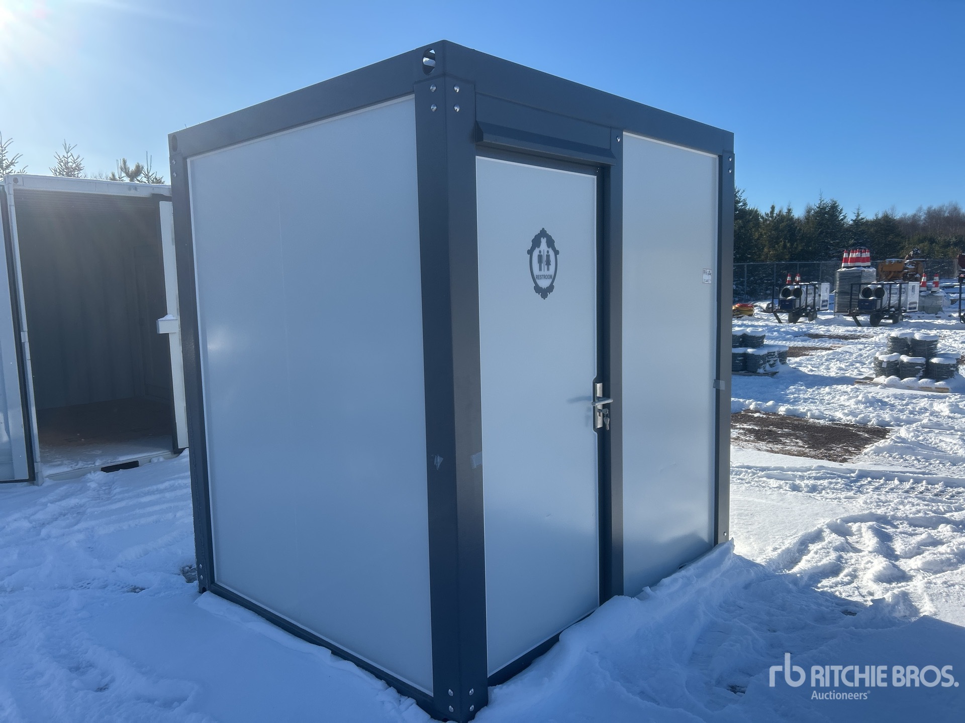 General Appearance with Picture, Right Front Corner