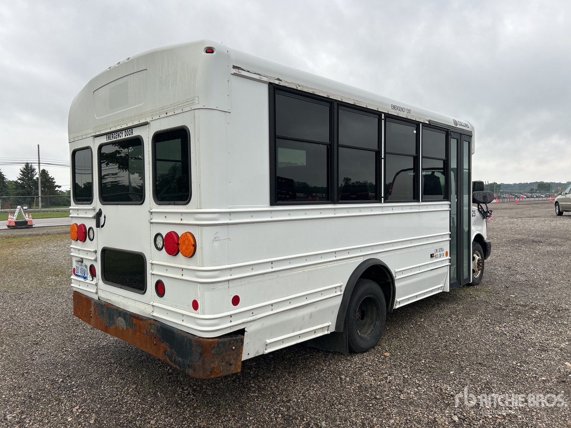 General Appearance with Picture, Right Rear Corner