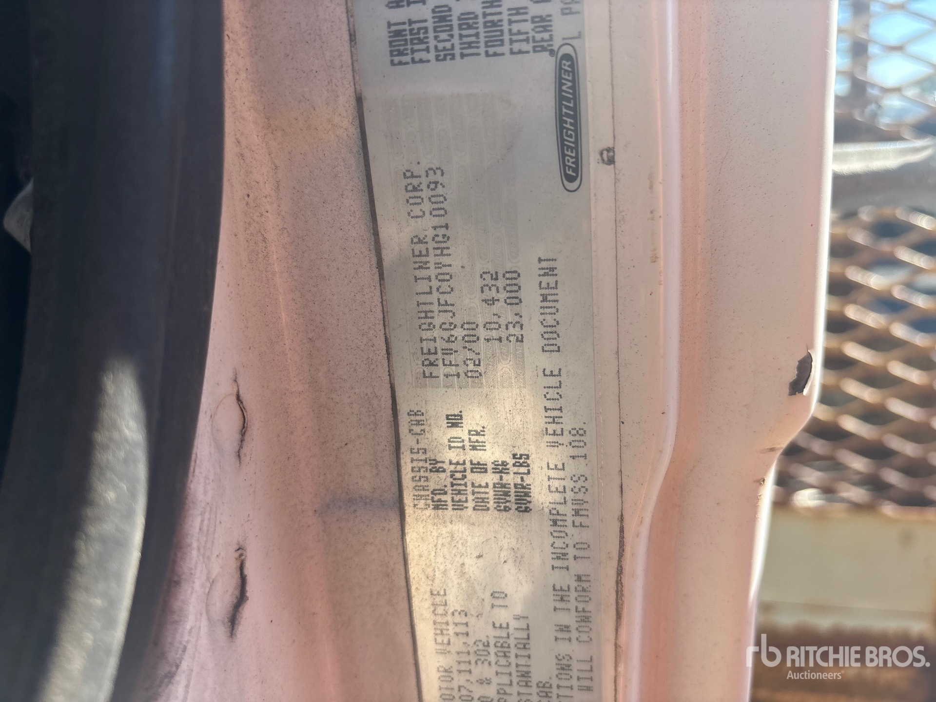 2000 Freightliner FL 60