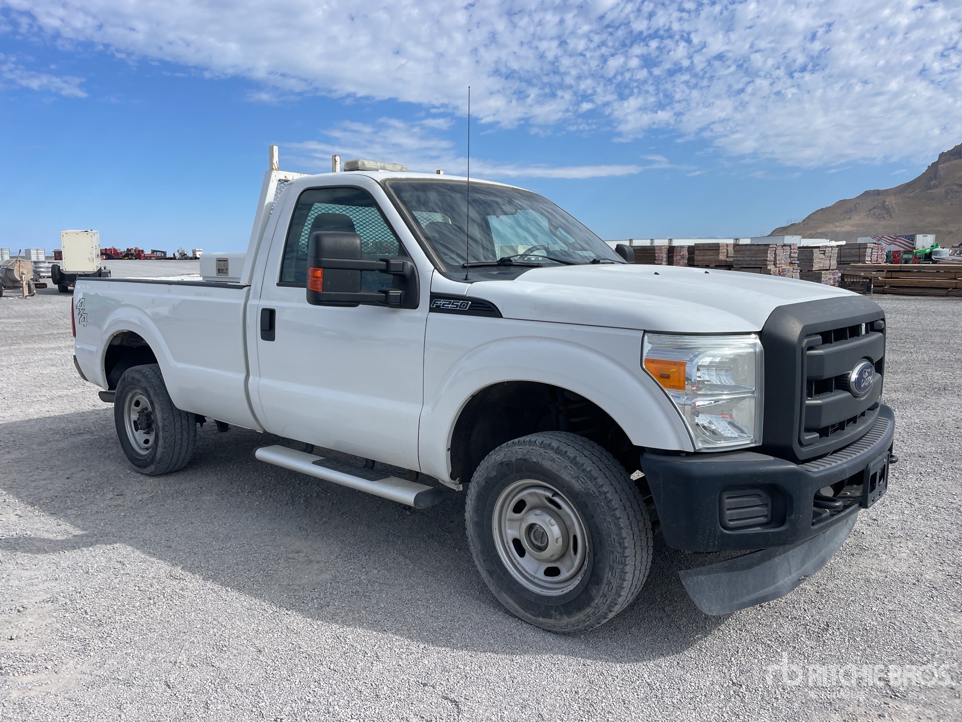 General Appearance with Picture, Right Front Corner