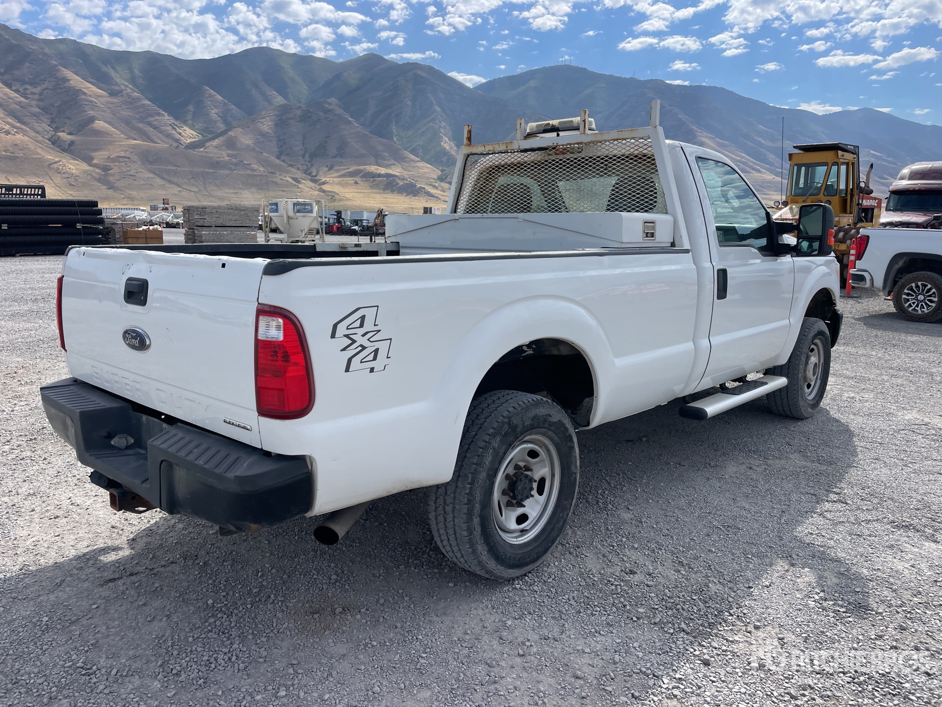 General Appearance with Picture, Right Rear Corner