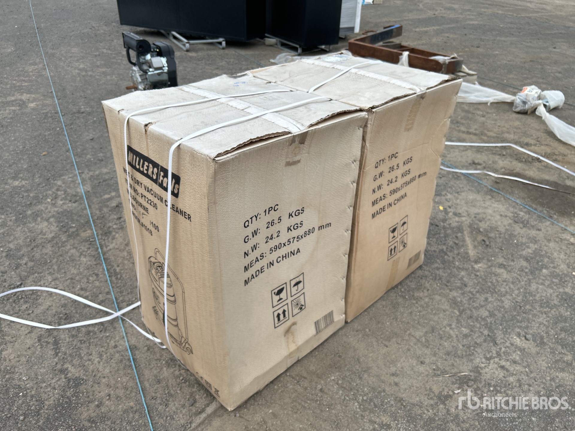 General Appearance with Picture, Right Rear Corner