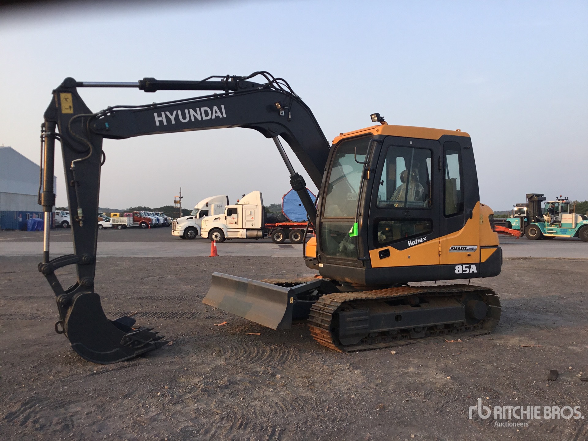 General Appearance with Featured Photo