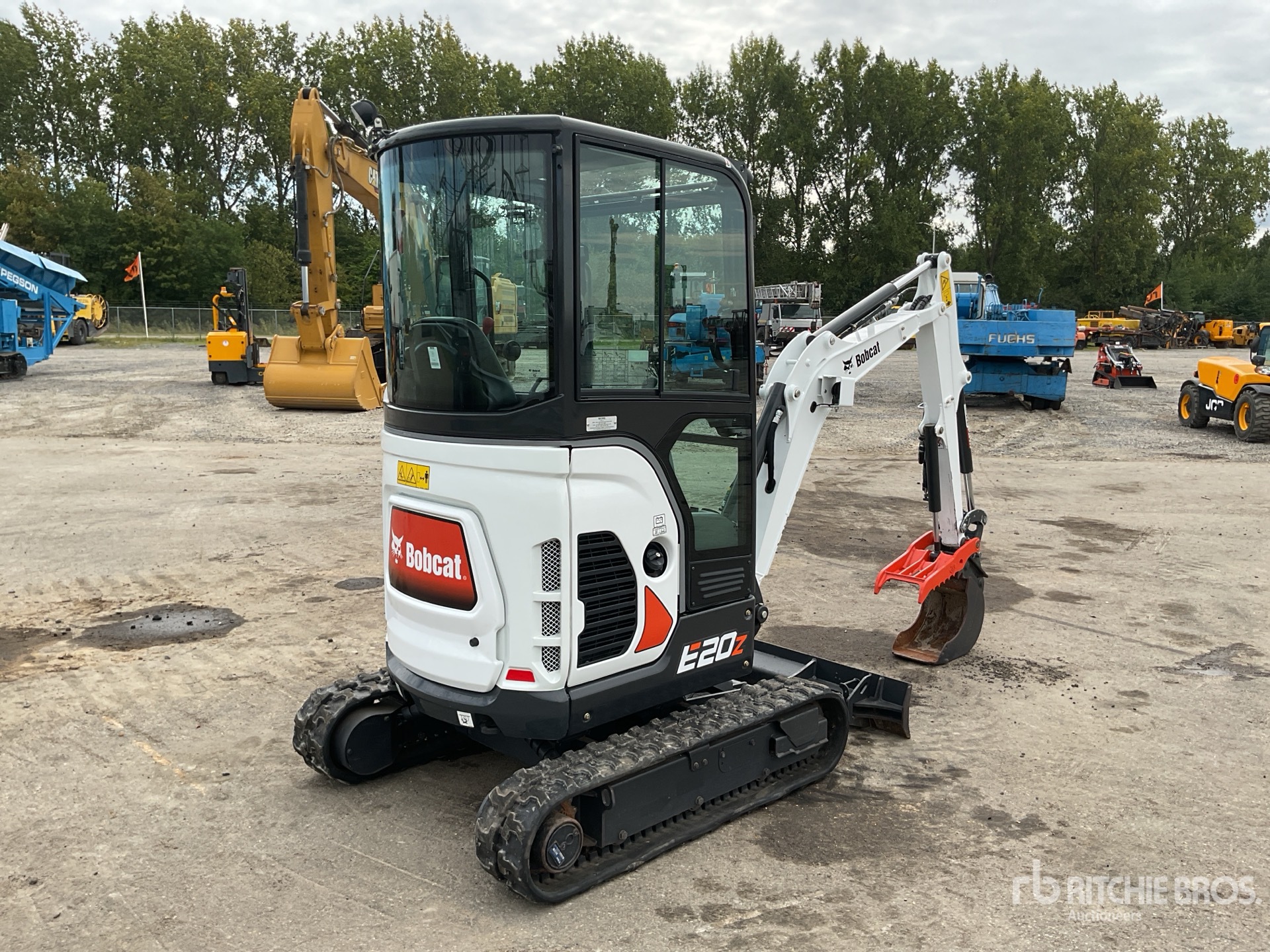 General Appearance with Picture, Right Rear Corner