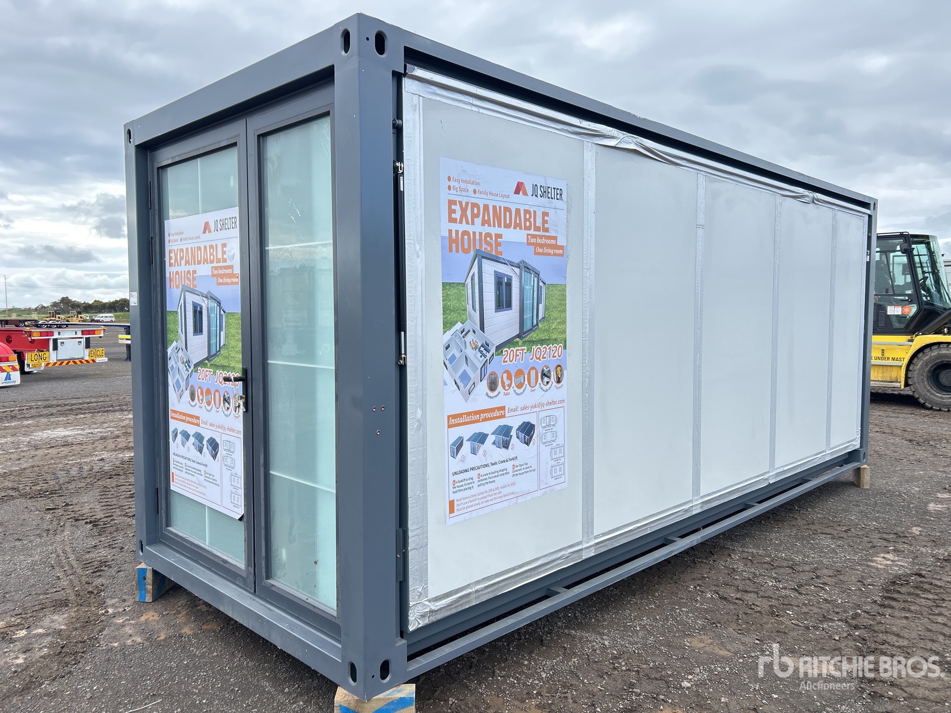 General Appearance with Picture, Left Front Corner