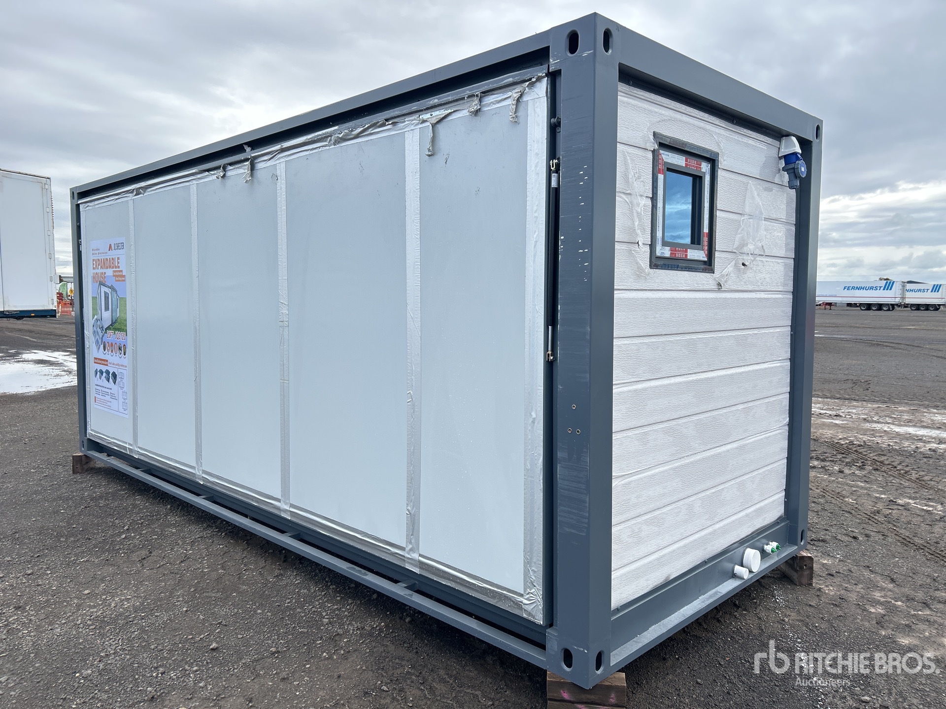 General Appearance with Picture, Left Rear Corner