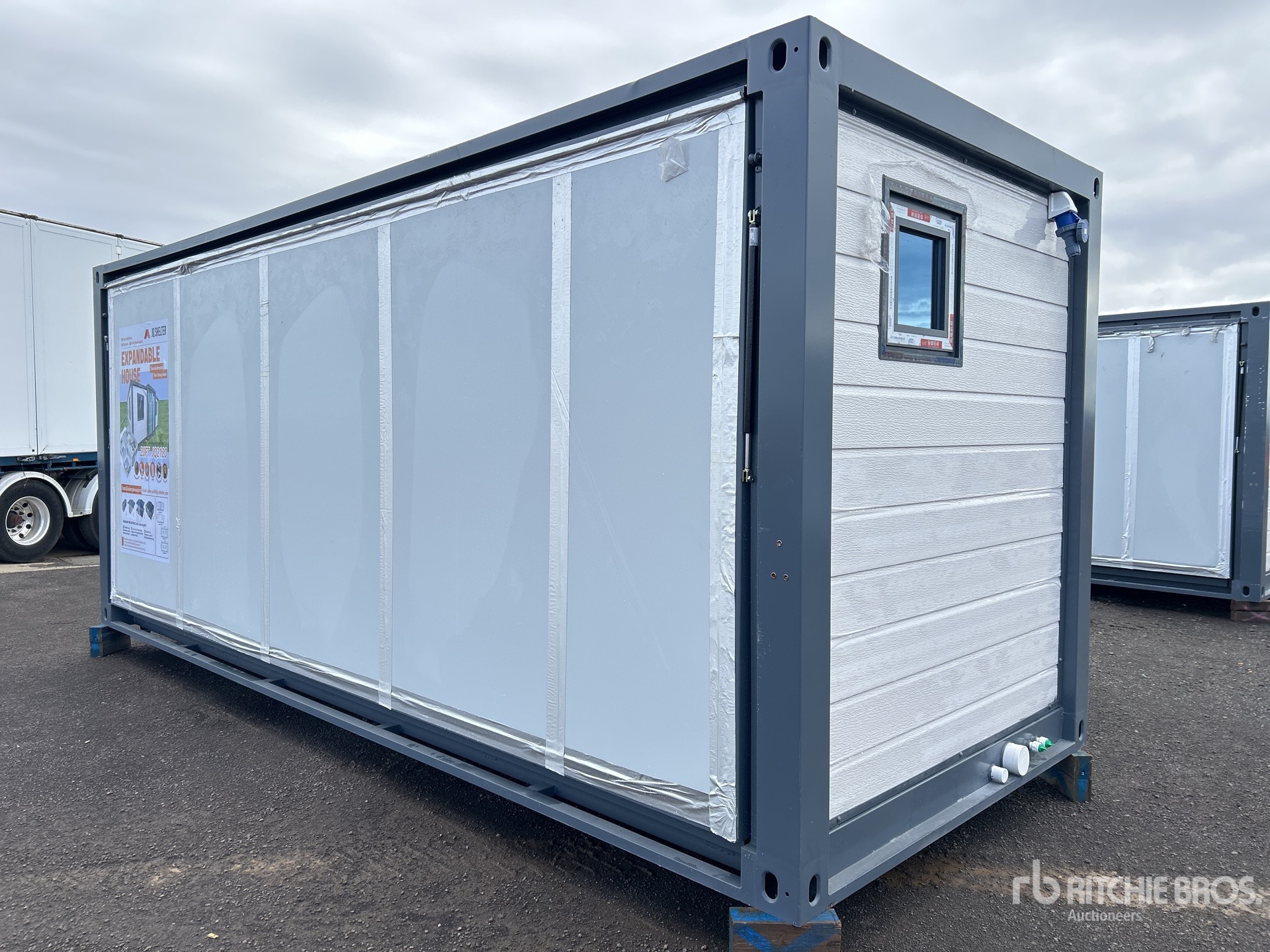 General Appearance with Picture, Left Rear Corner