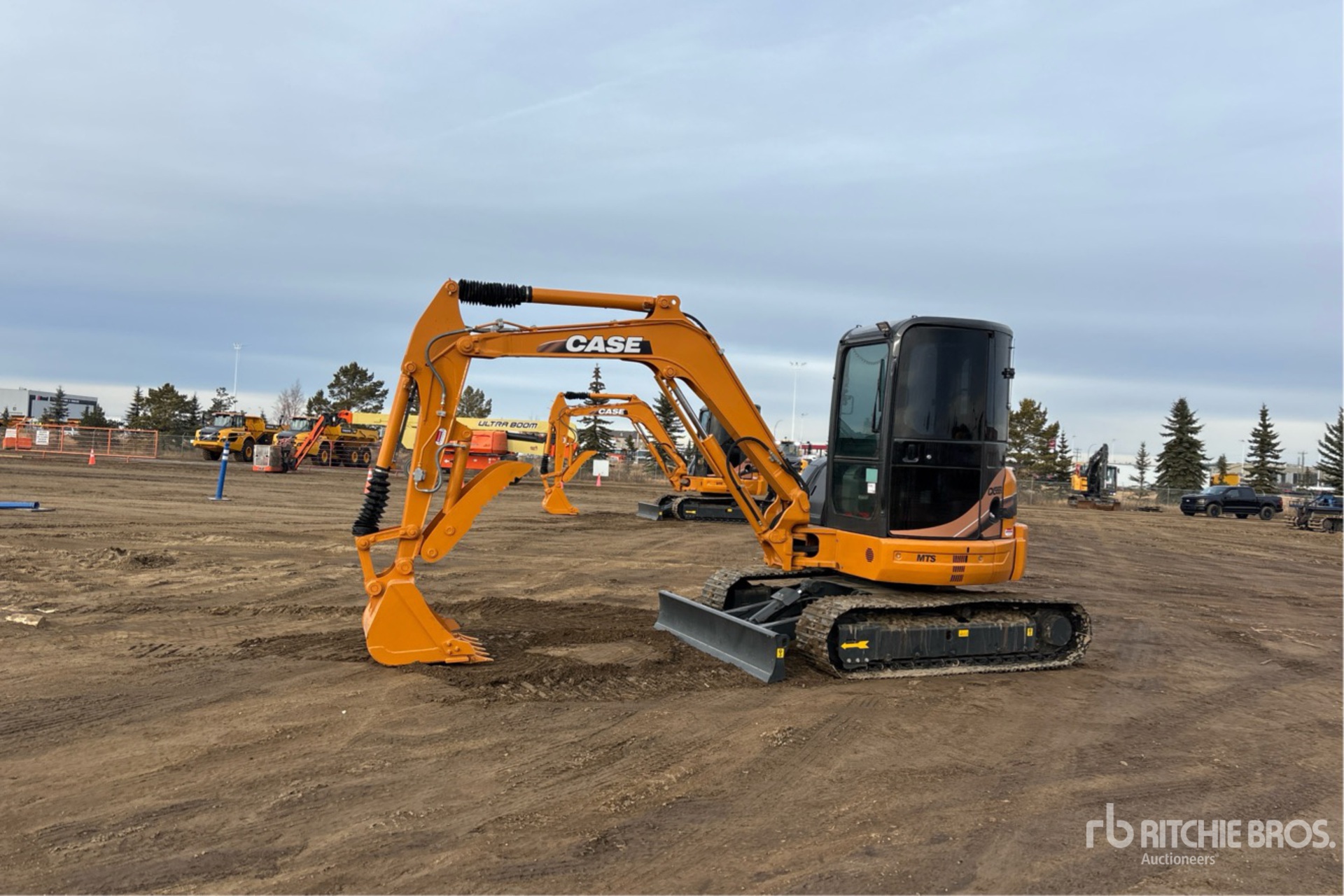 General Appearance with Foto, angolo anteriore sinistro