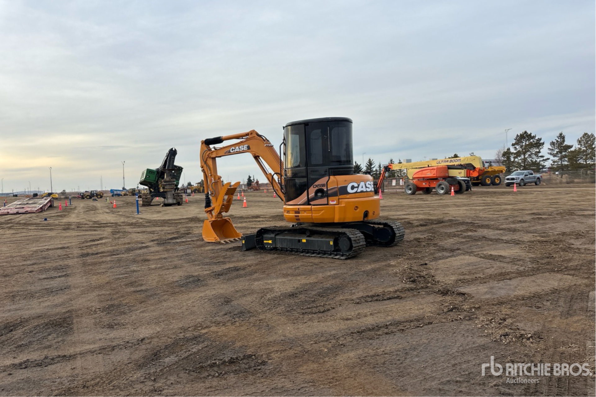 General Appearance with Foto, angolo posteriore sinistro