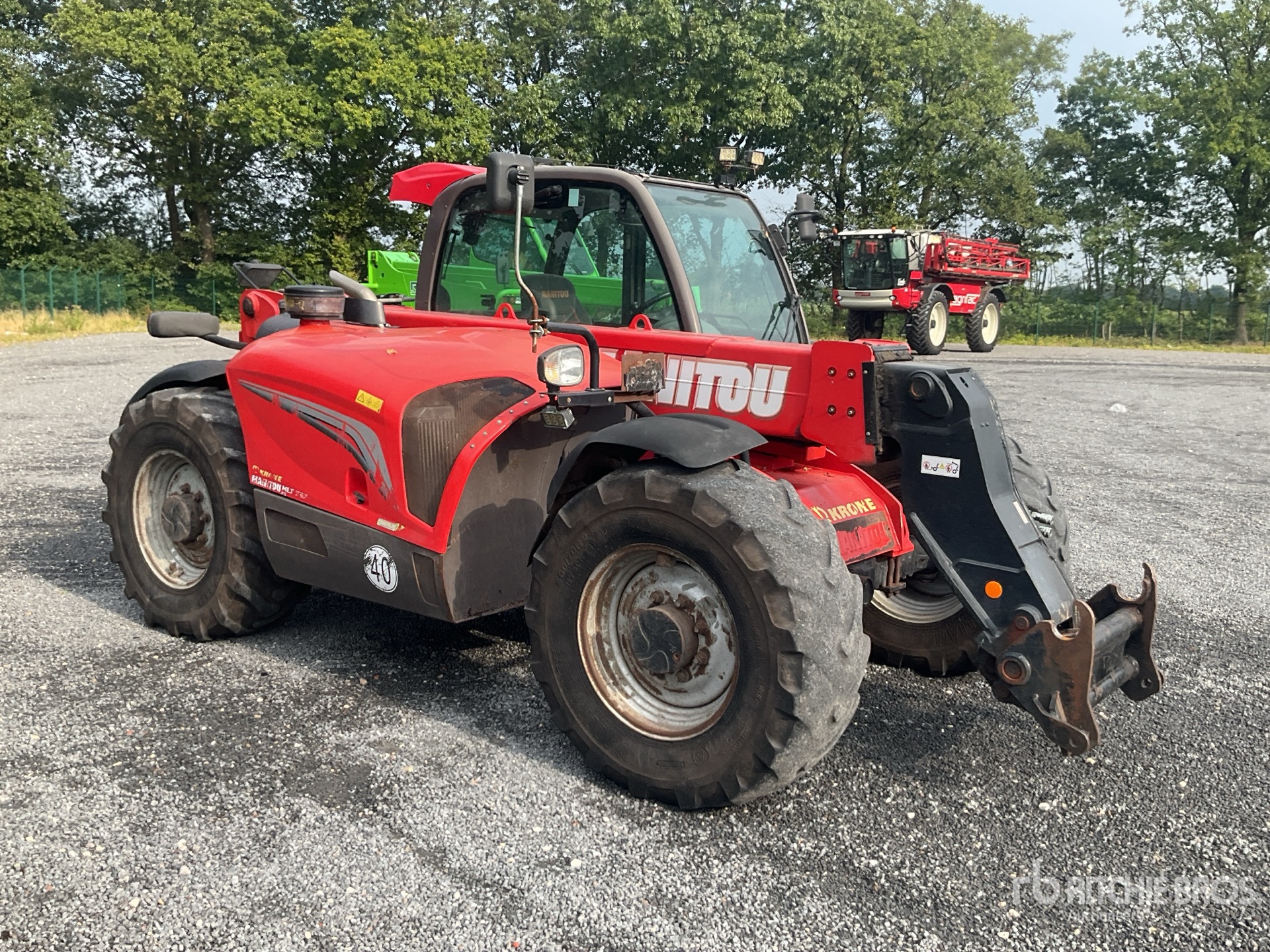 General Appearance with Picture, Right Front Corner