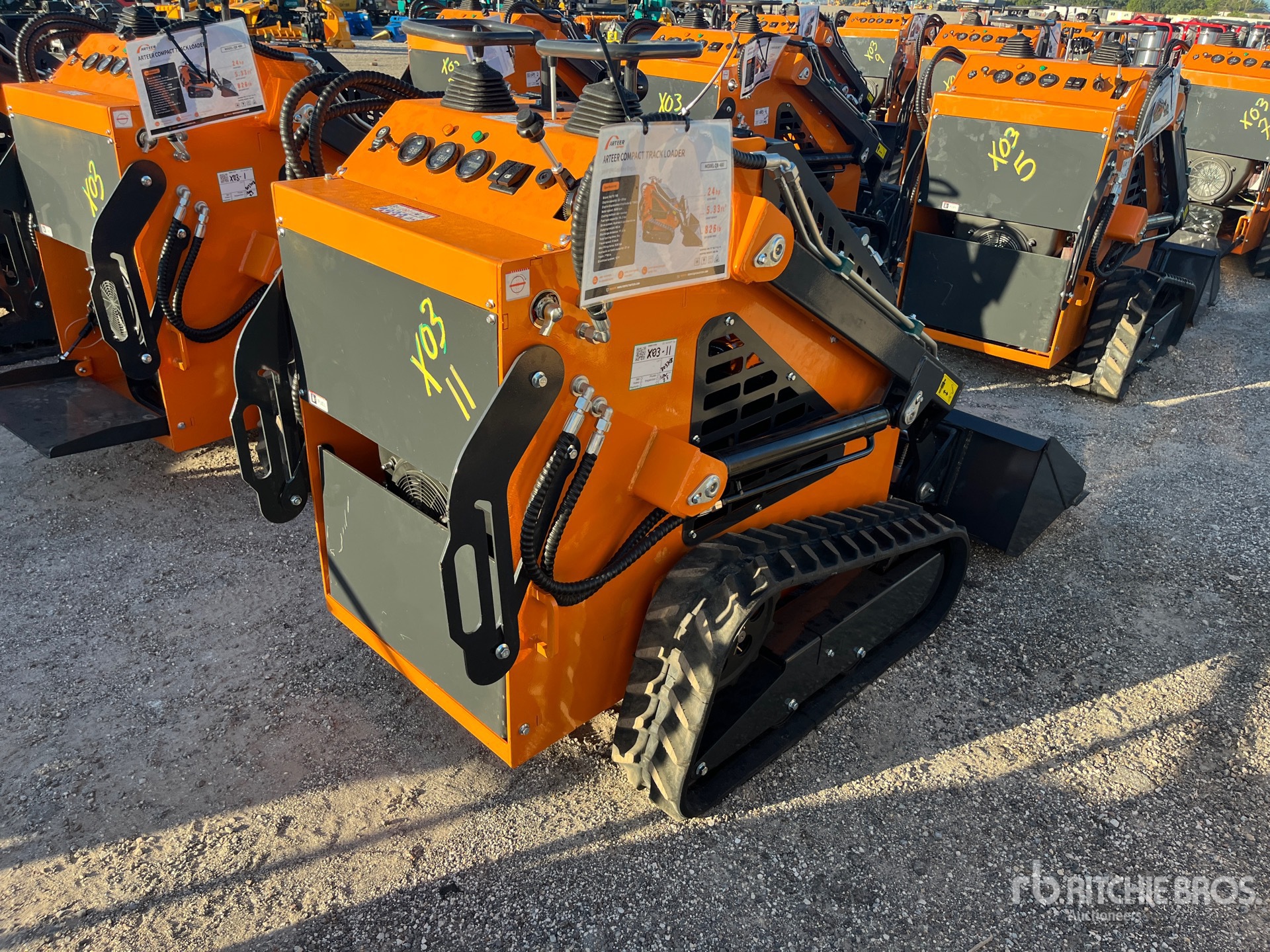 MINI CARGADOR SOBRE ORUGAS 2025 COMPAC QB480