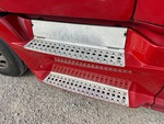 4 Underbody - Truck with 