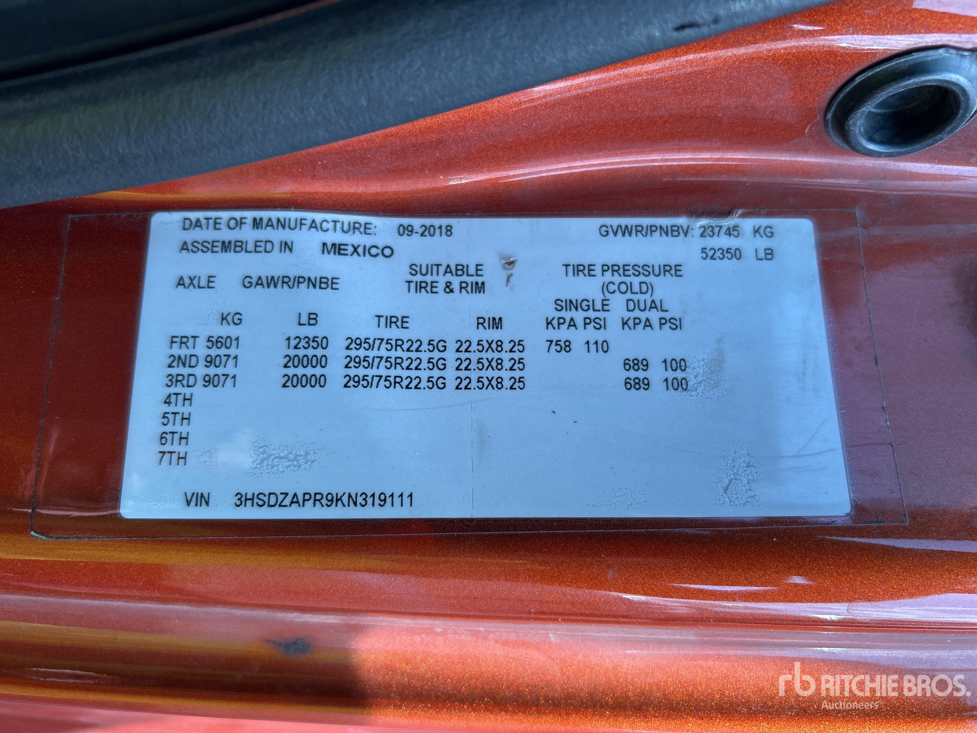 General Appearance with Serial Number / VIN