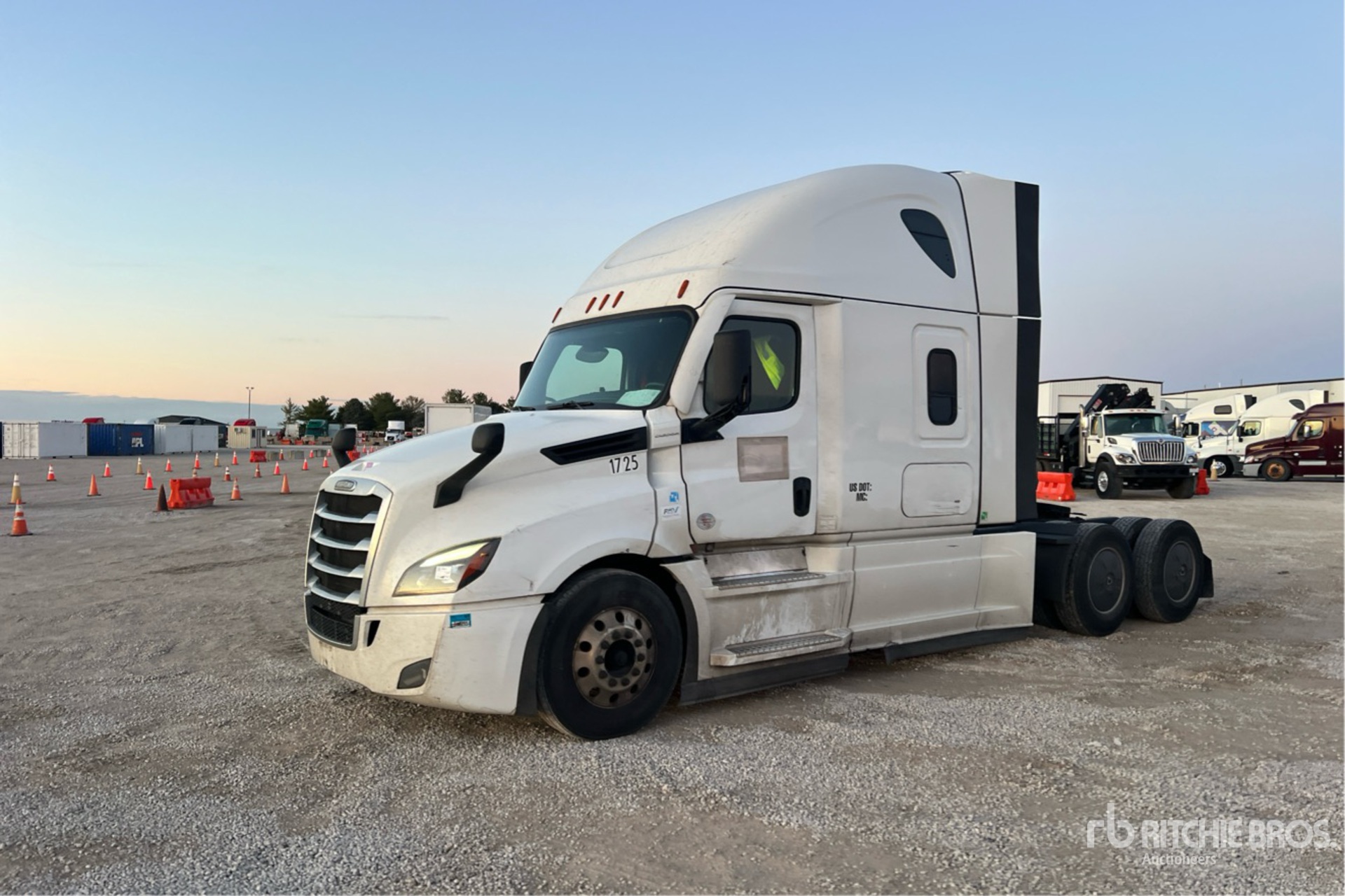 General Appearance with Picture, Left Front Corner