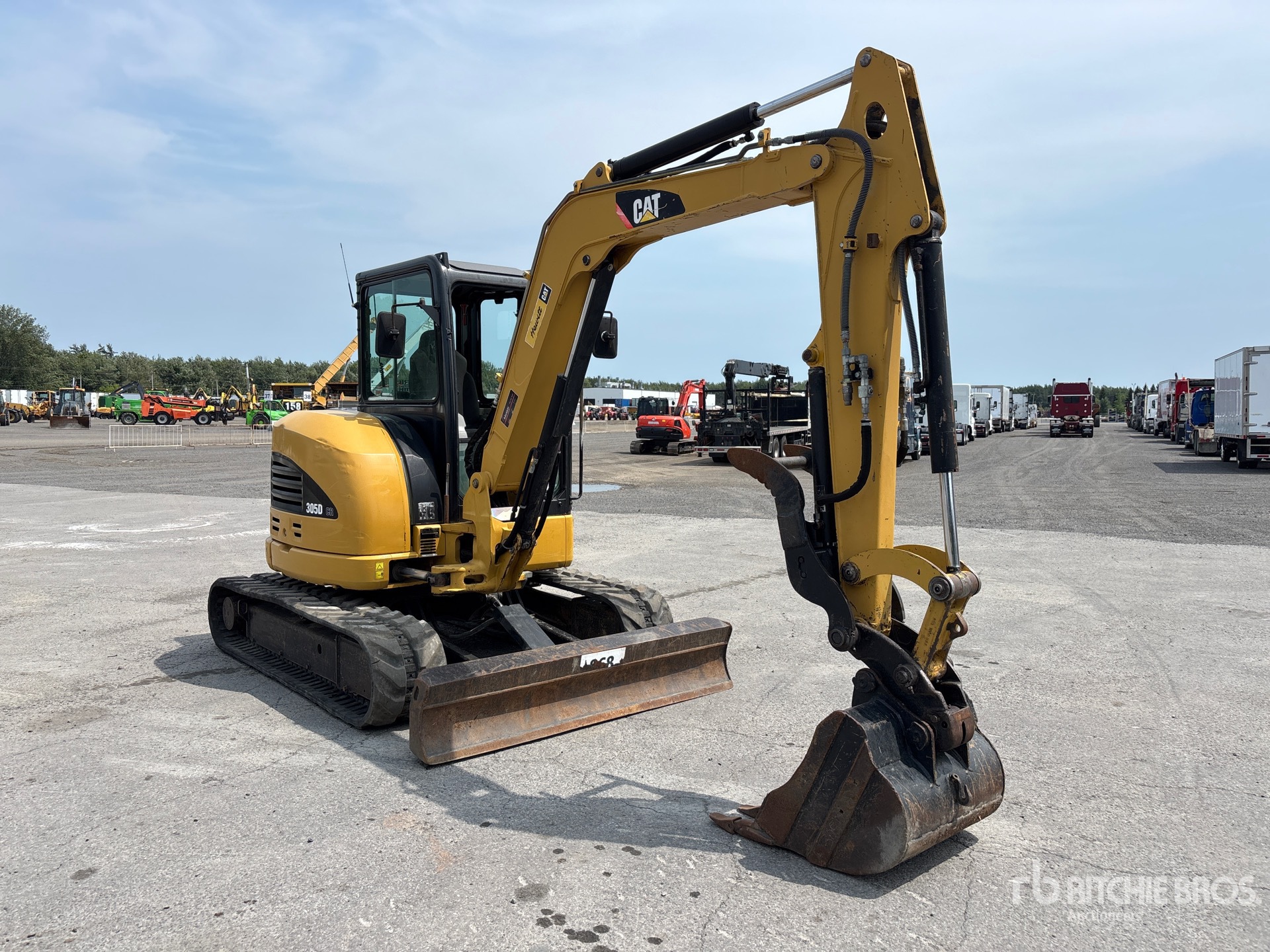 2010 Caterpillar 305D CR