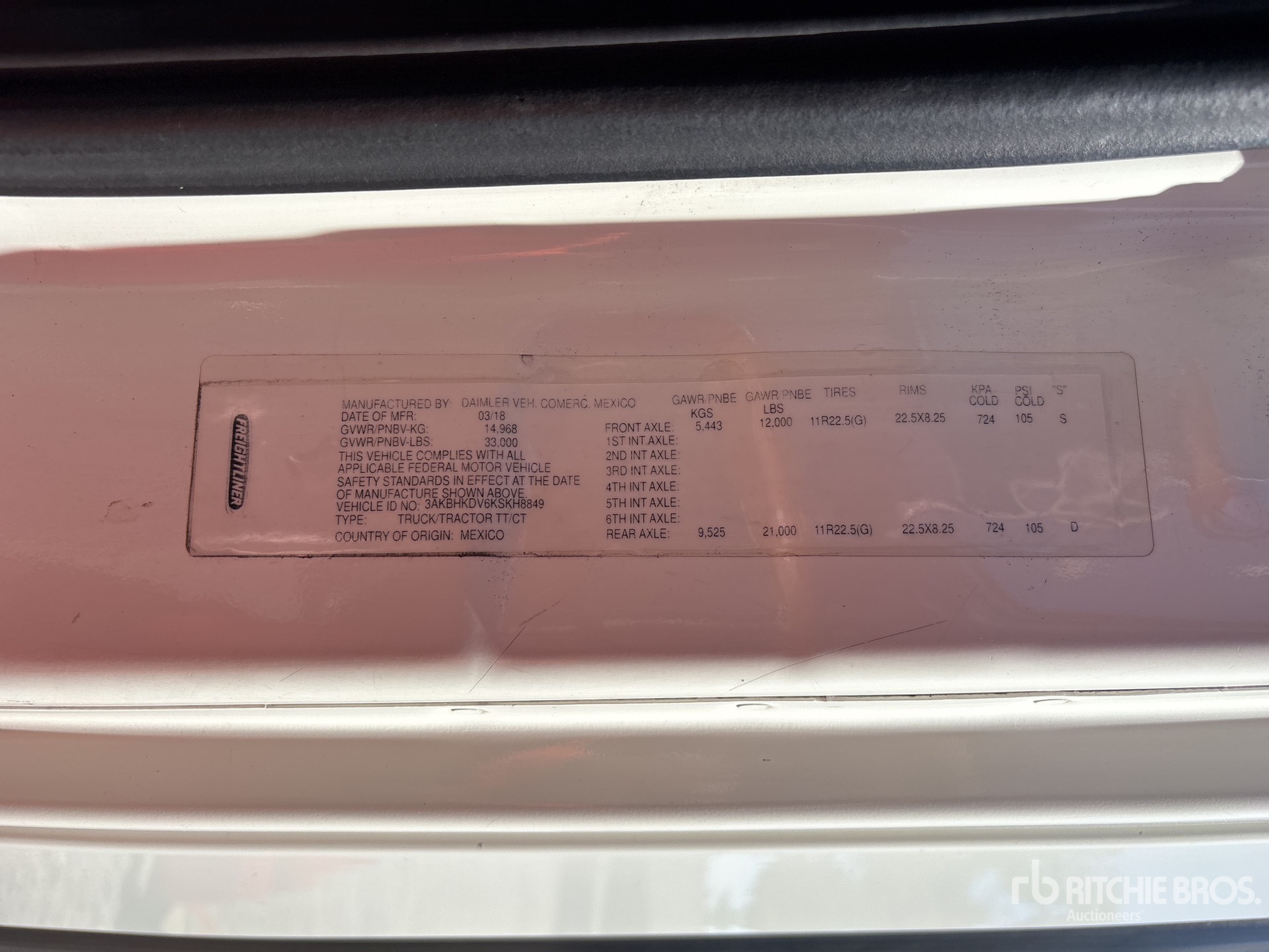 General Appearance with Serial Number / VIN