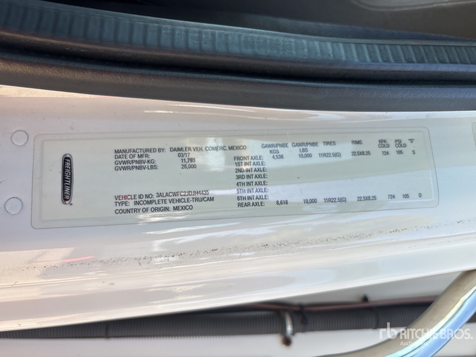 General Appearance with Serial Number / VIN