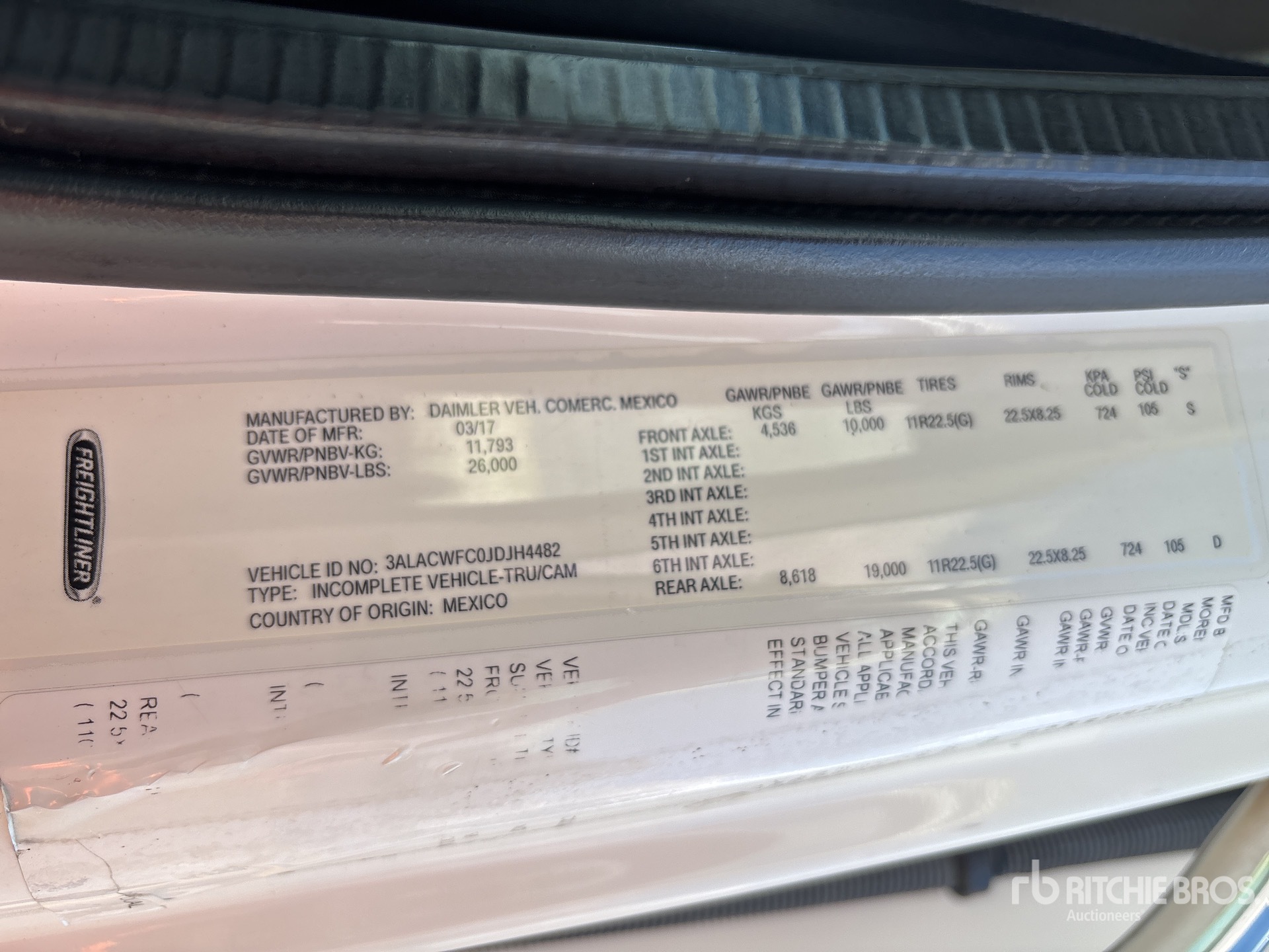 General Appearance with Serial Number / VIN