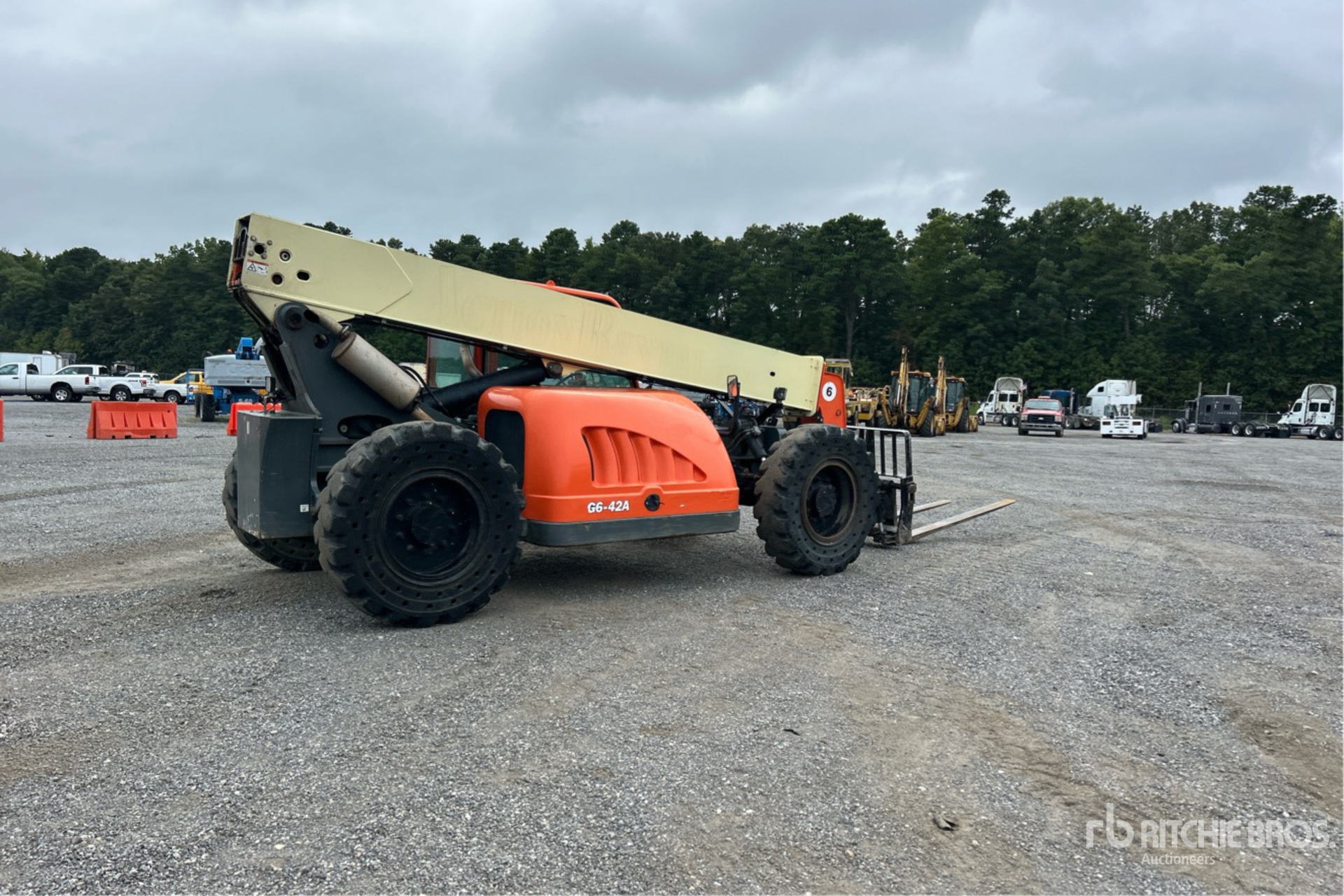 General Appearance with Picture, Right Rear Corner