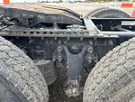 4 Underbody - Truck with 